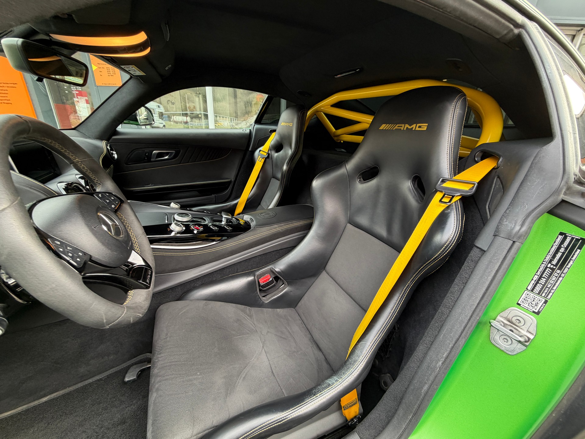 MERCEDES-BENZ AMG GT R Speedshift DCT-image-9