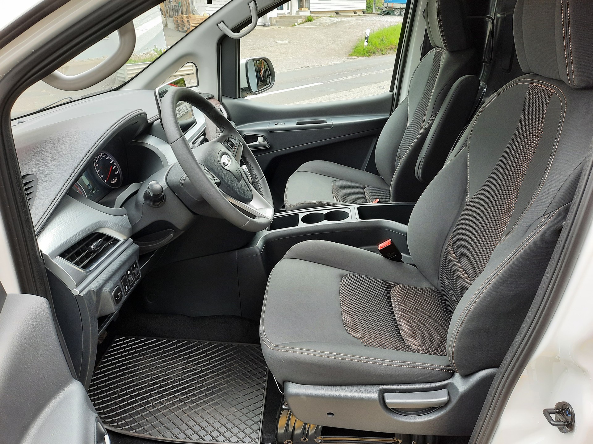 JAC M3ev-image-7