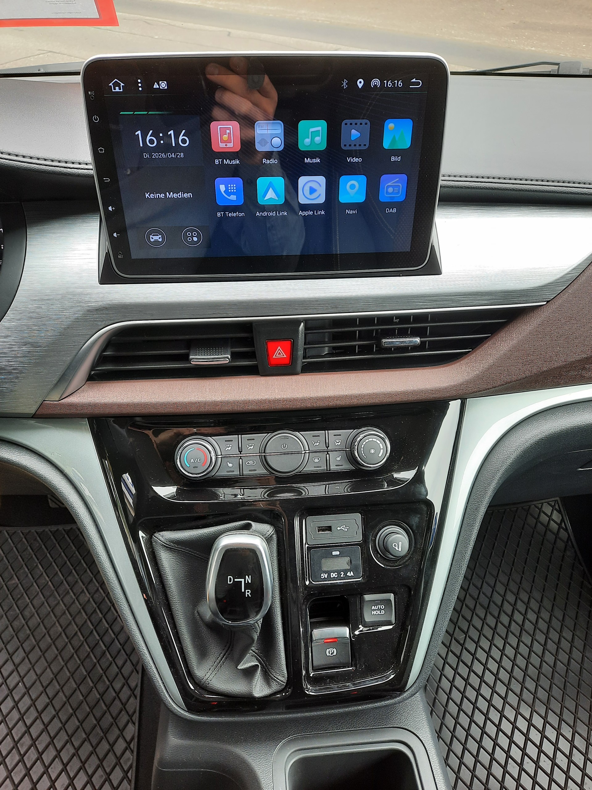 JAC M3ev-image-9
