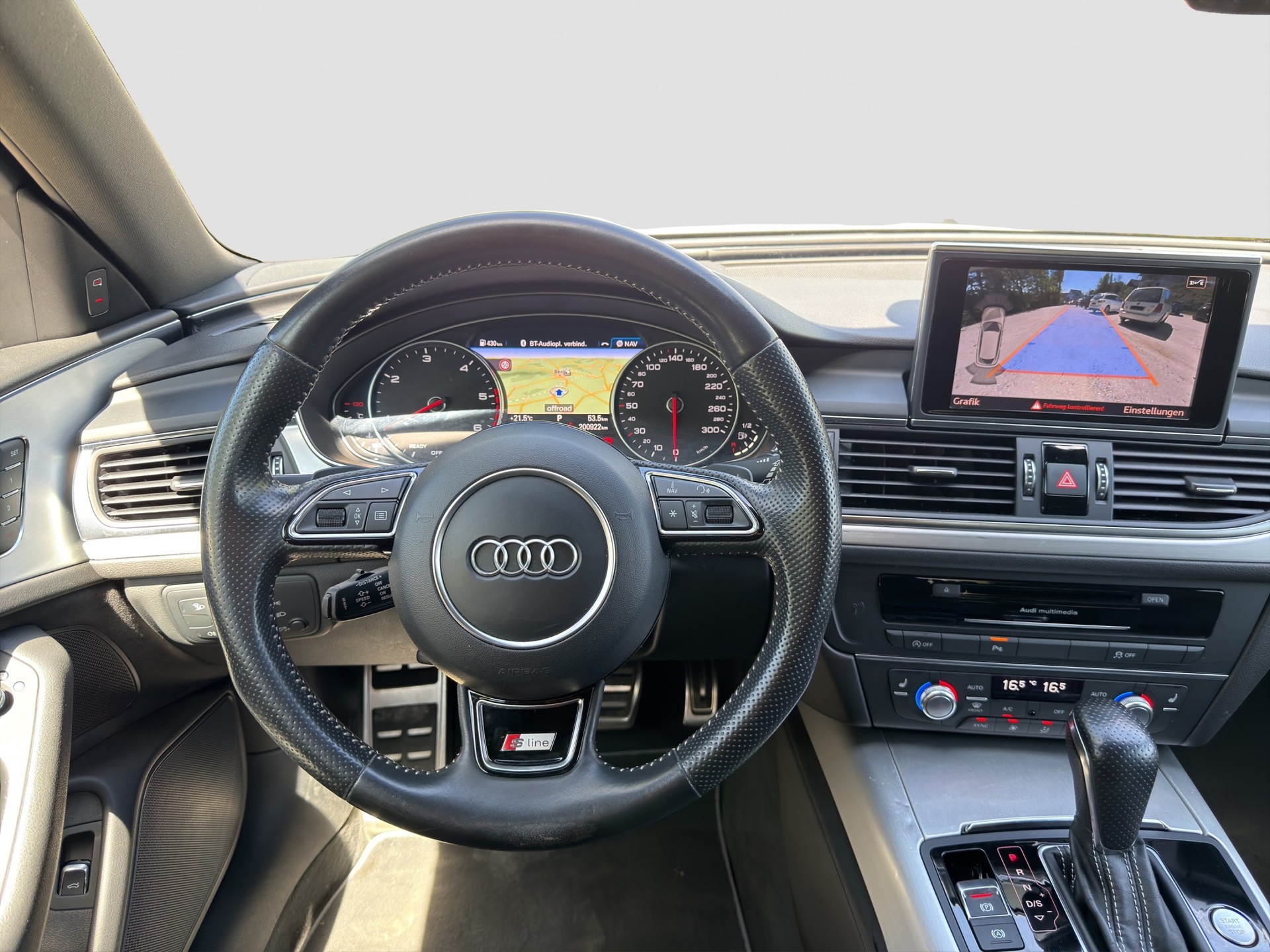 AUDI A6 Avant 3.0 TDI V6 quattro S-tronic S-Line-image-12