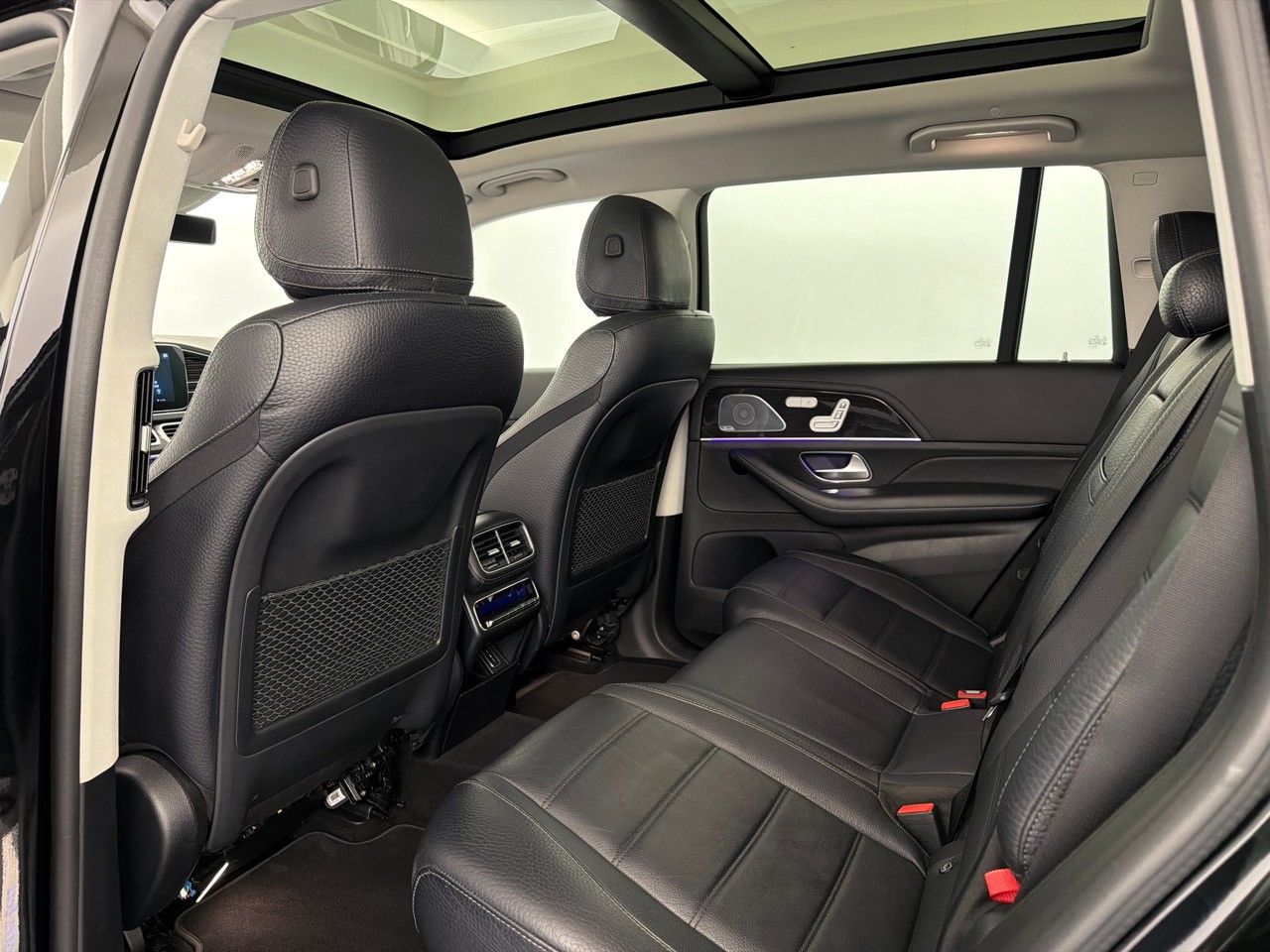 MERCEDES-BENZ GLS 400 d AMG L.4M-image-5