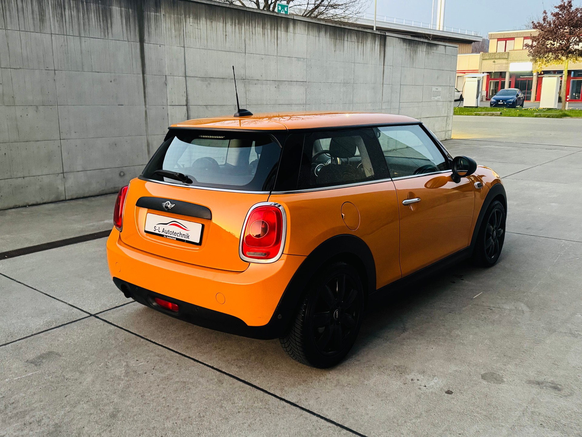 MINI One First-image-10
