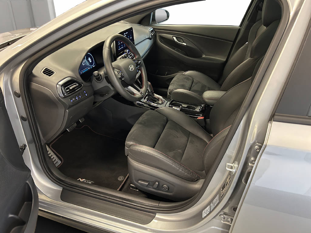 HYUNDAI i30 1.5 T-GDi N-Line-image-3
