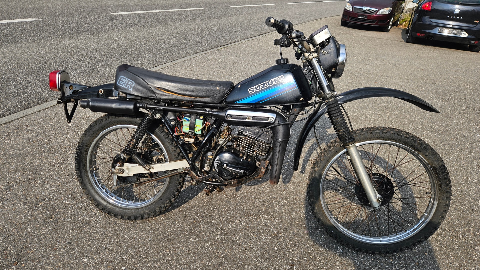 SUZUKI TS 125-image-1