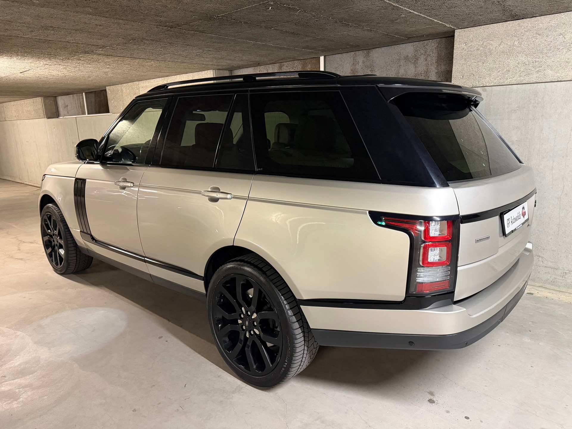 LAND ROVER Range Rover 4.4 SDV8 Autobiography Automatic-showroom-element-2
