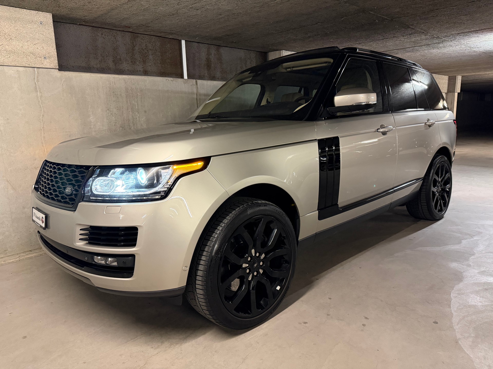 LAND ROVER Range Rover 4.4 SDV8 Autobiography Automatic-image-9