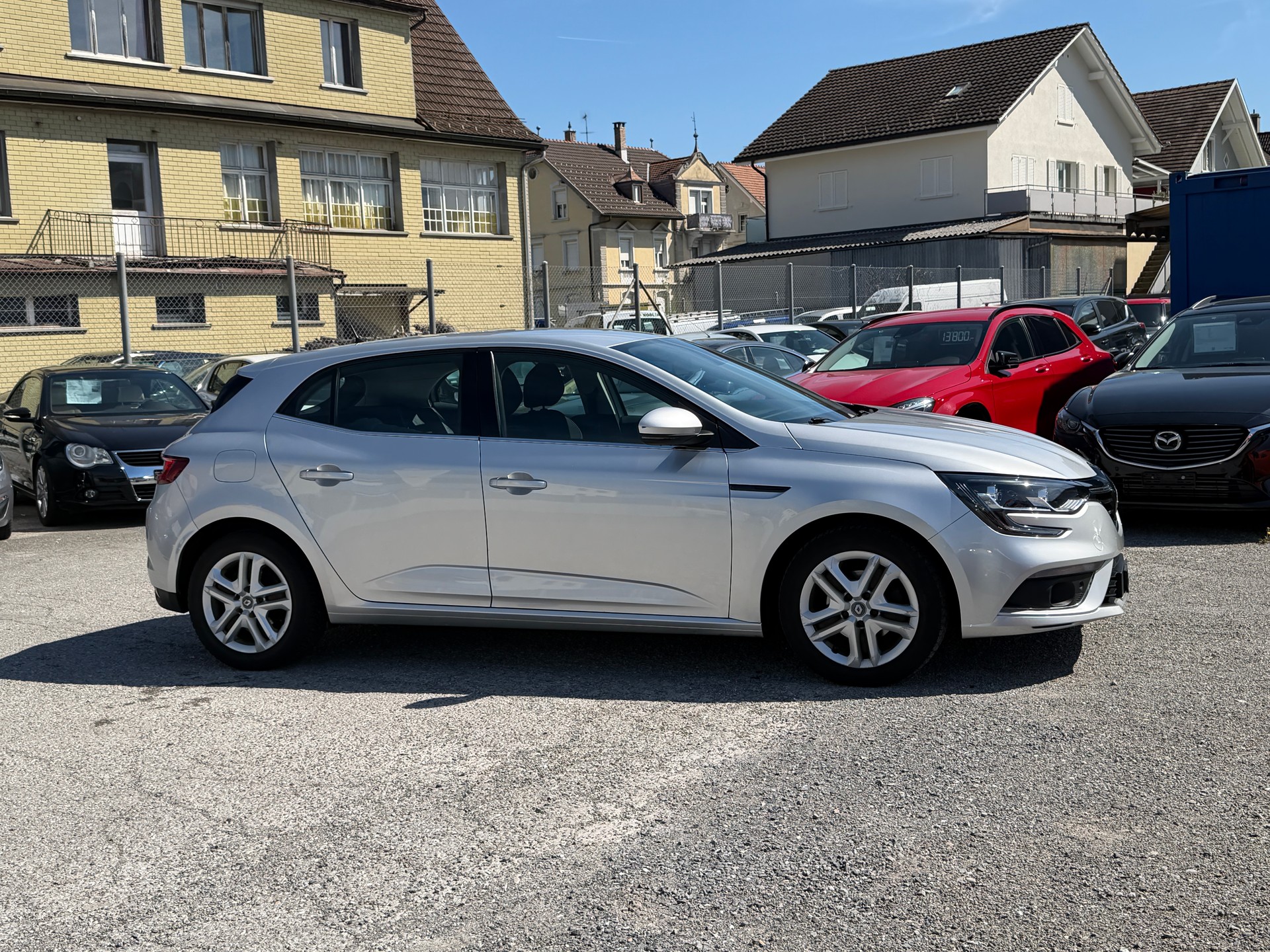 RENAULT Mégane 1.2 16V Turbo Zen EDC-image-4