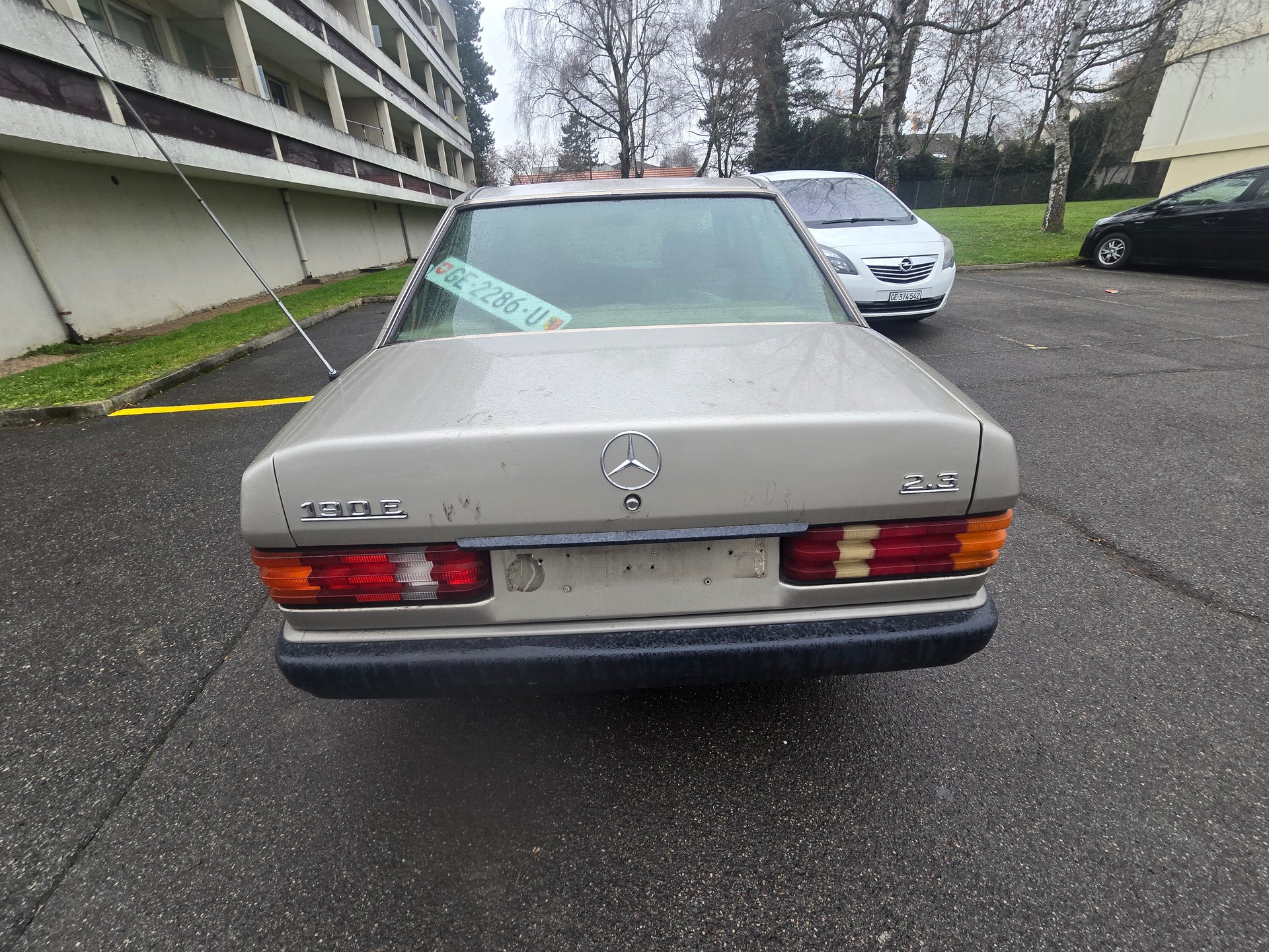 MERCEDES-BENZ 190 E 2.3 Primavera Automatic-image-7
