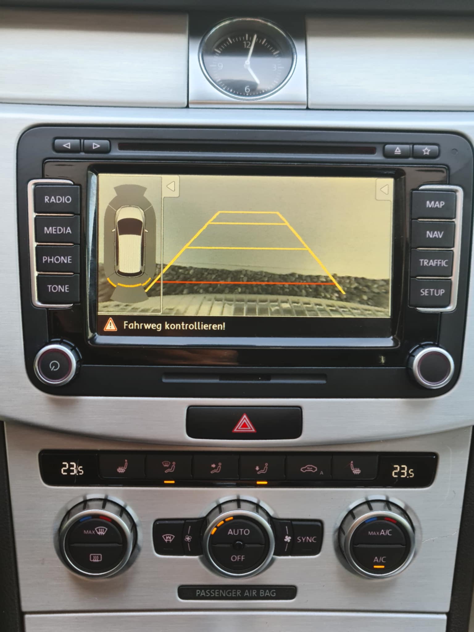 VW Passat Variant 2.0 TSI Comfortline DSG-image-13