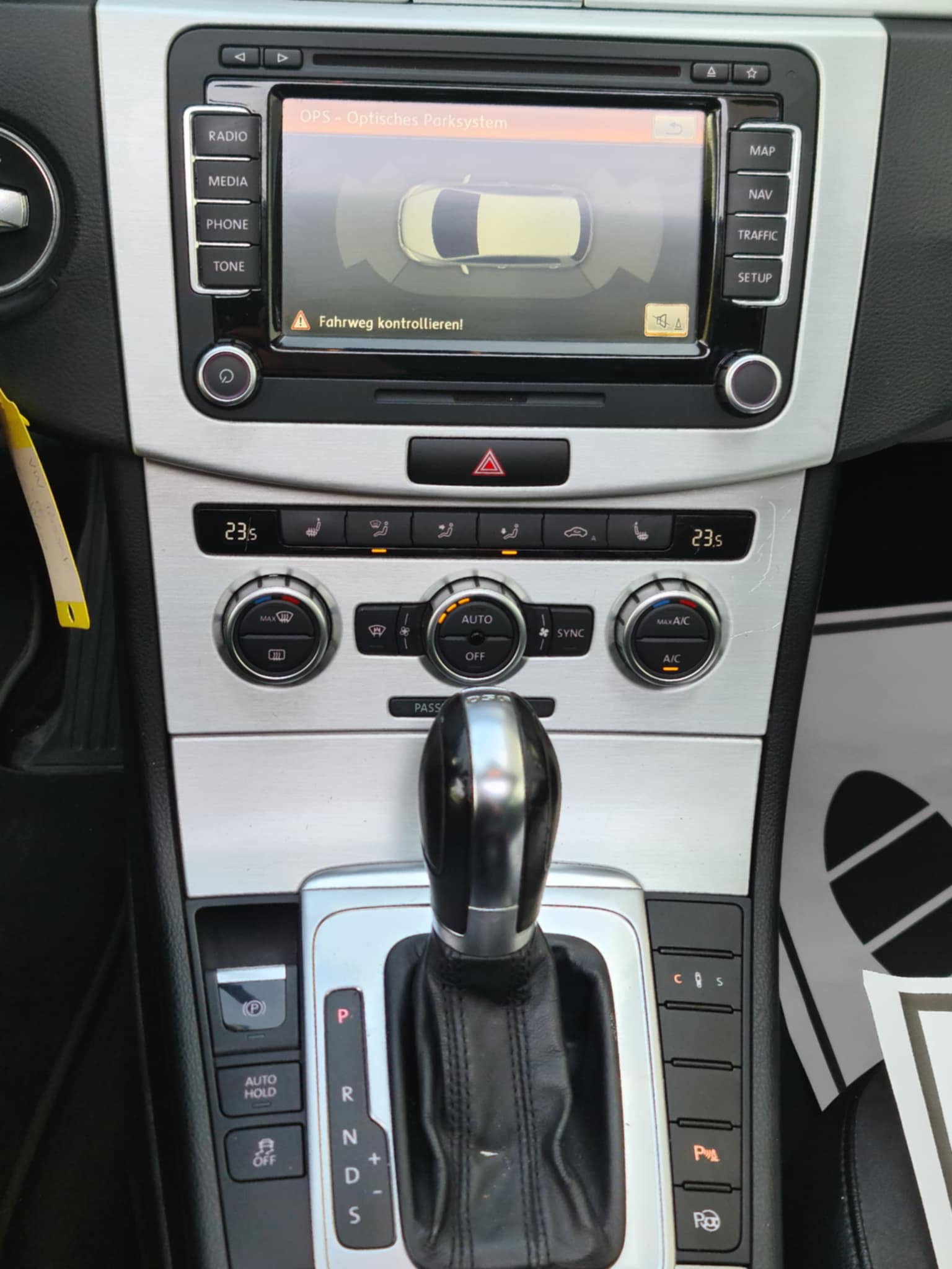 VW Passat Variant 2.0 TSI Comfortline DSG-image-12