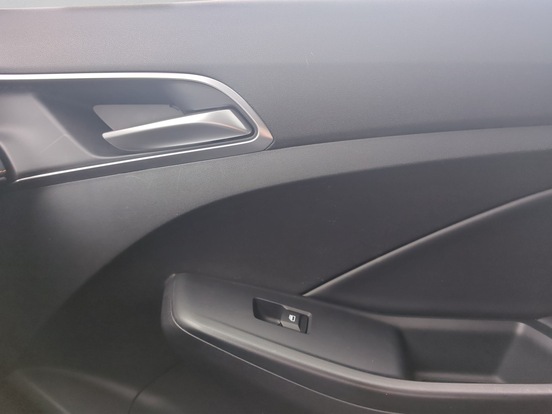 MG 3 1.5 Hybrid Luxury Aut.-image-22