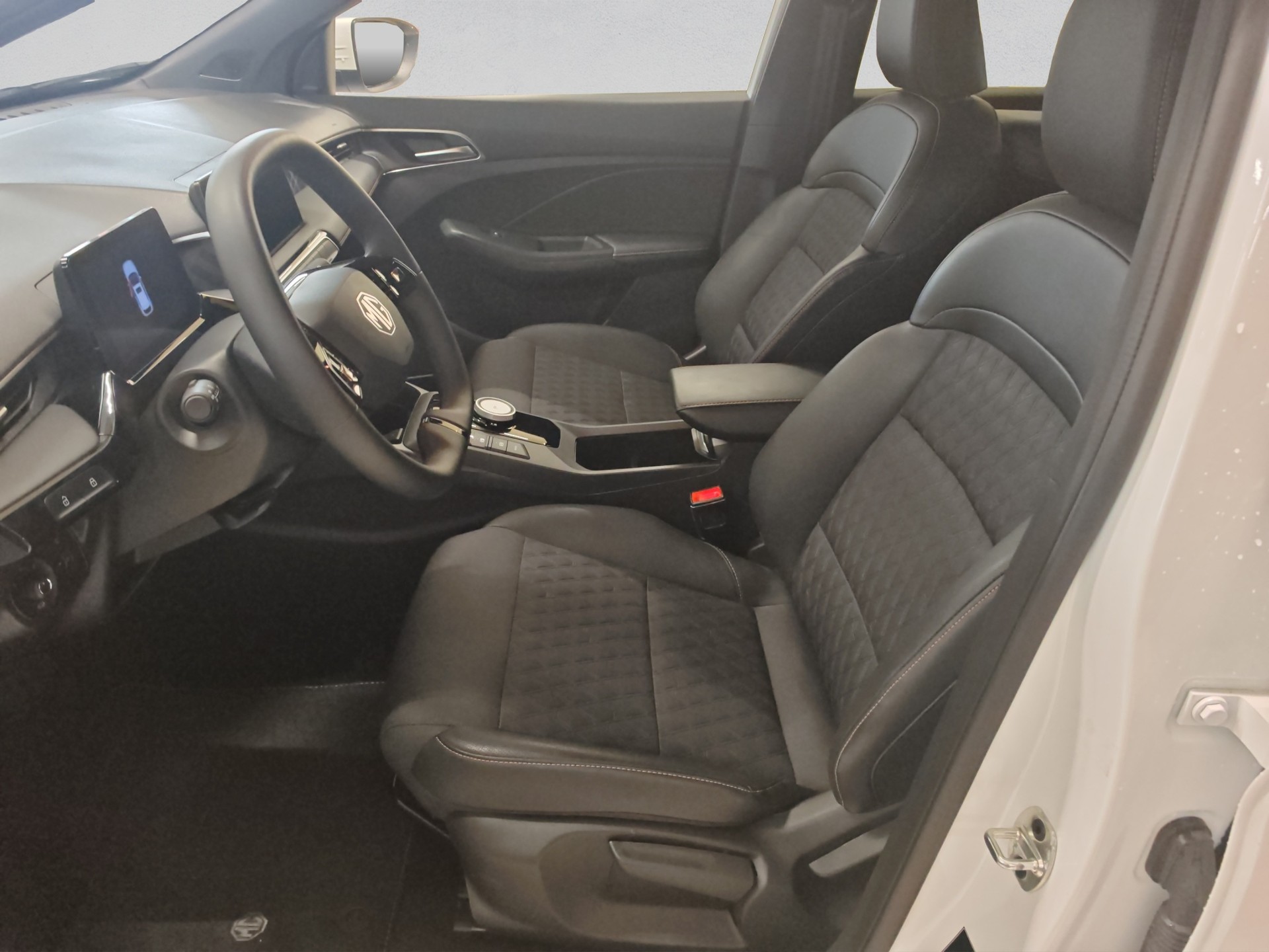MG 3 1.5 Hybrid Luxury Aut.-image-7