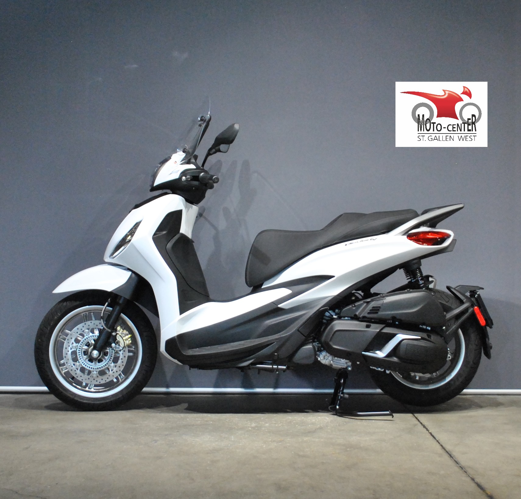 PIAGGIO Beverly 400 Sport E5+-image-2