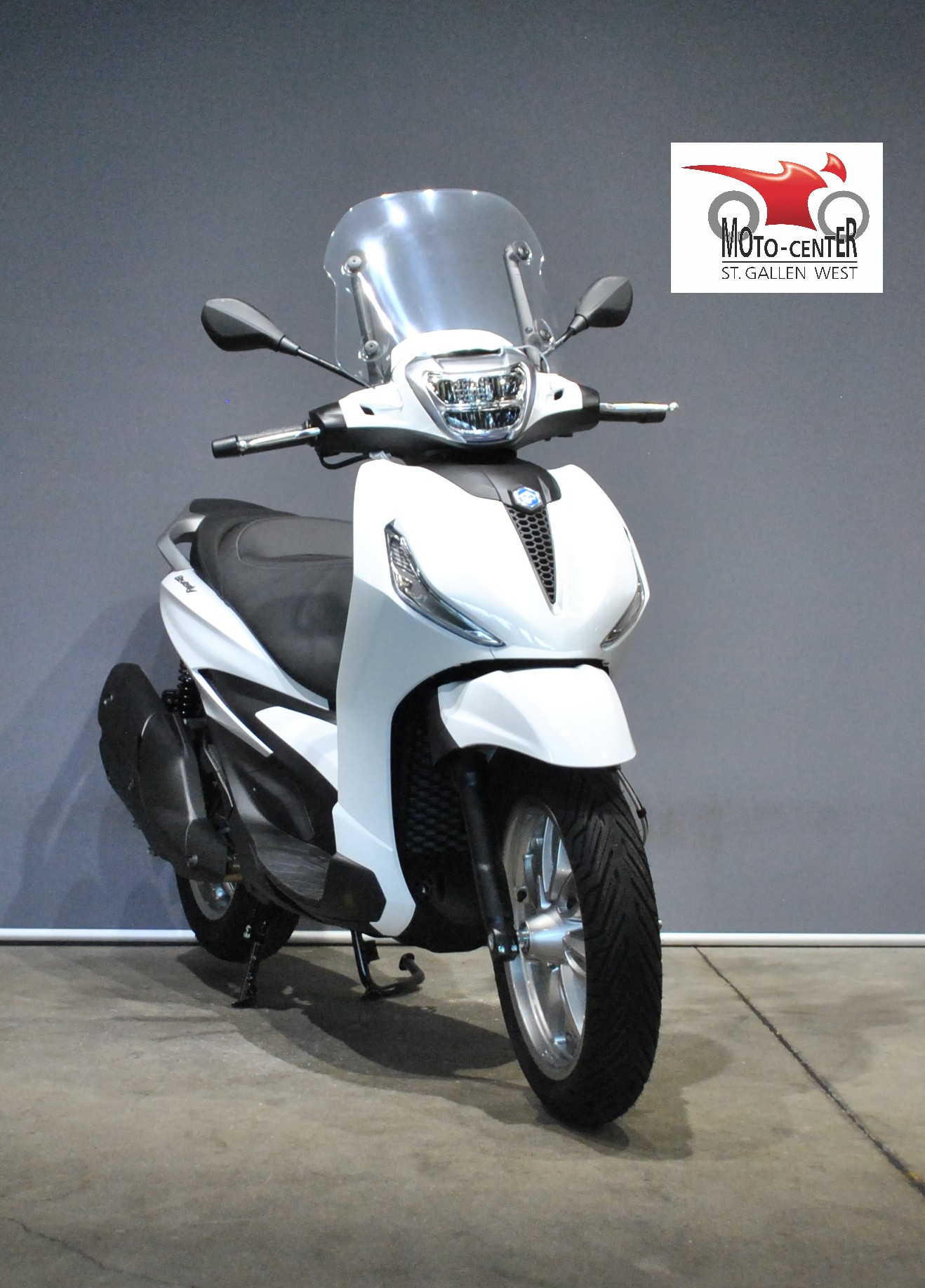 PIAGGIO Beverly 400 Sport E5+-image-0
