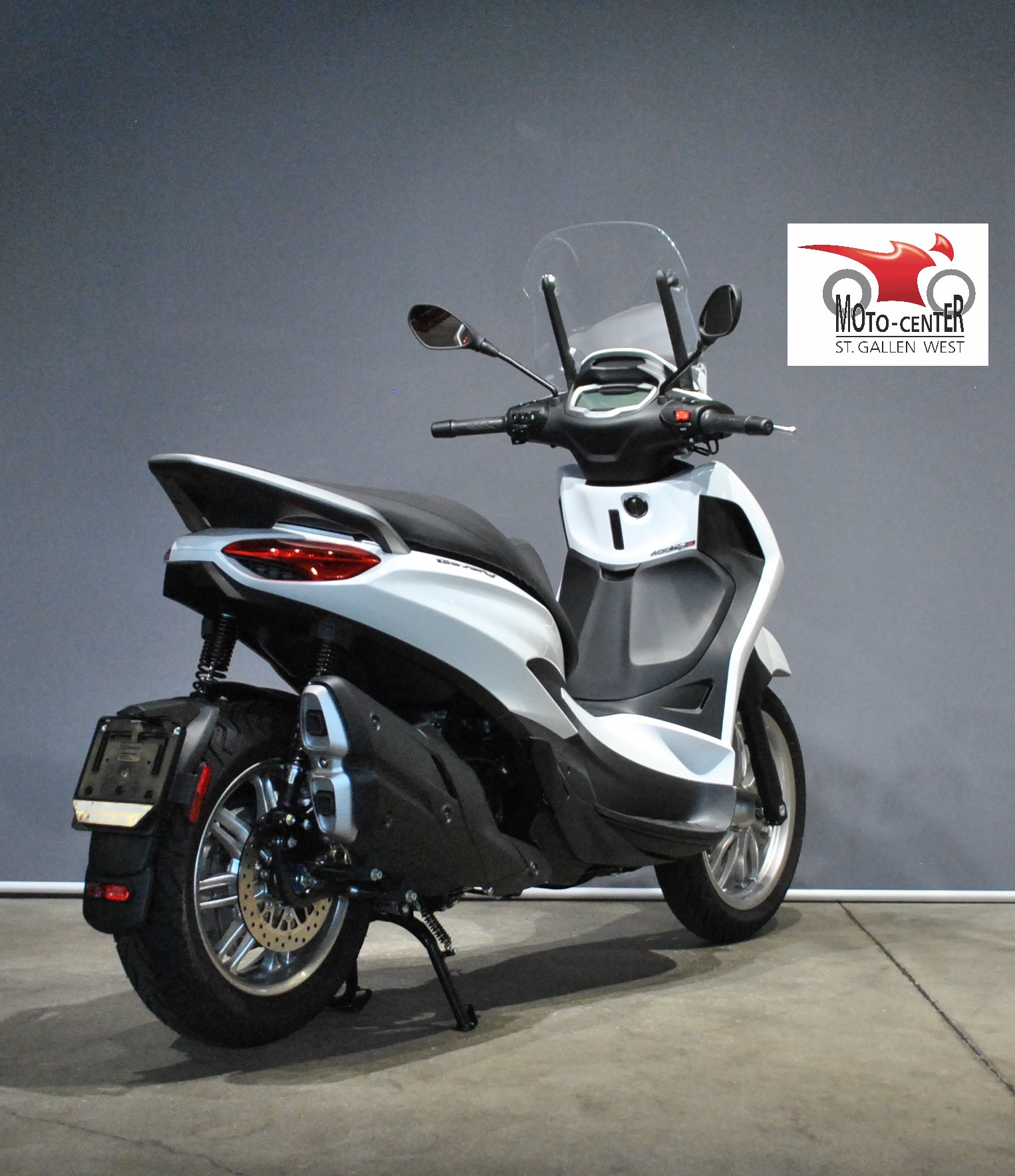 PIAGGIO Beverly 400 Sport E5+-image-4