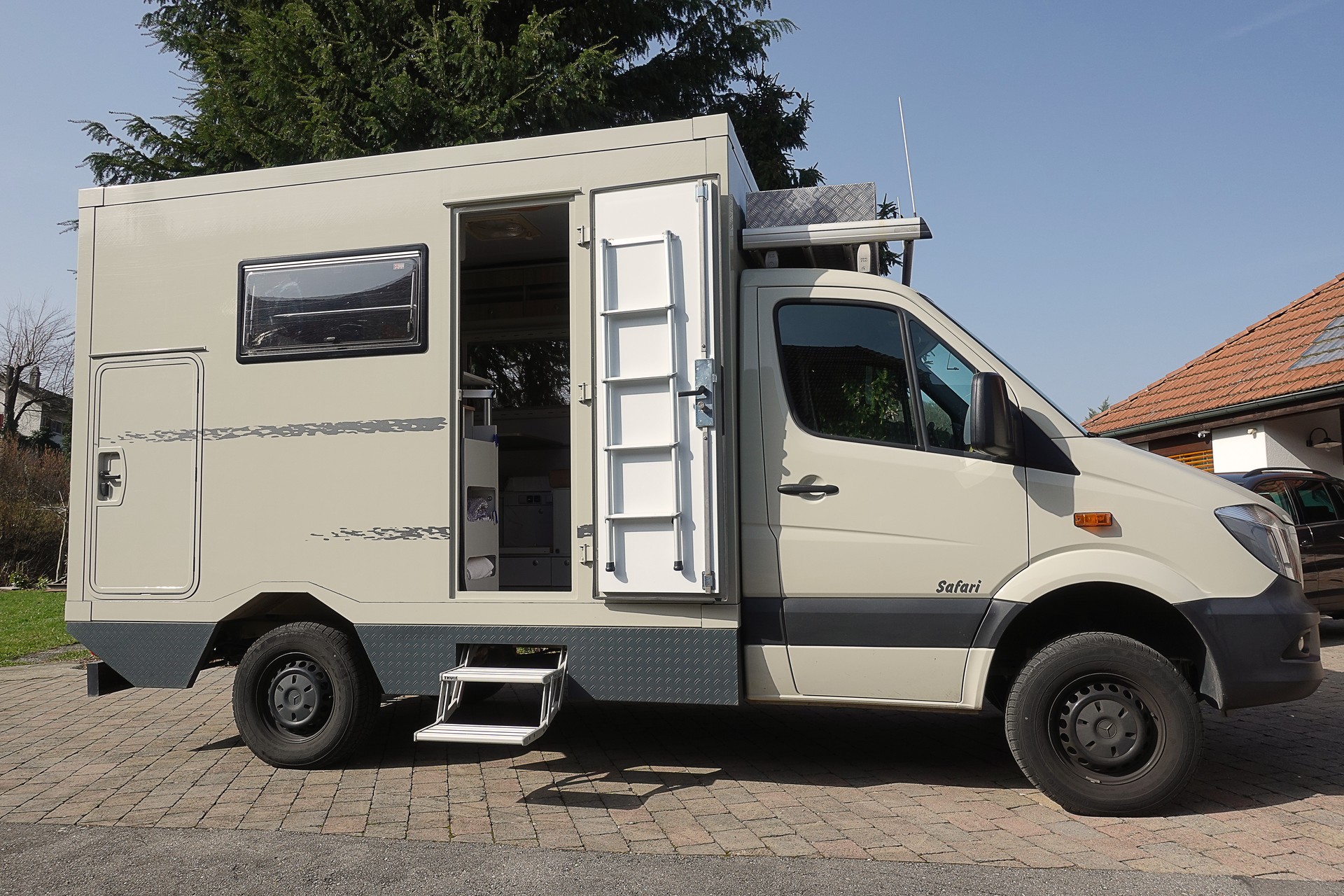 MERCEDES-BENZ Sprinter-image-16