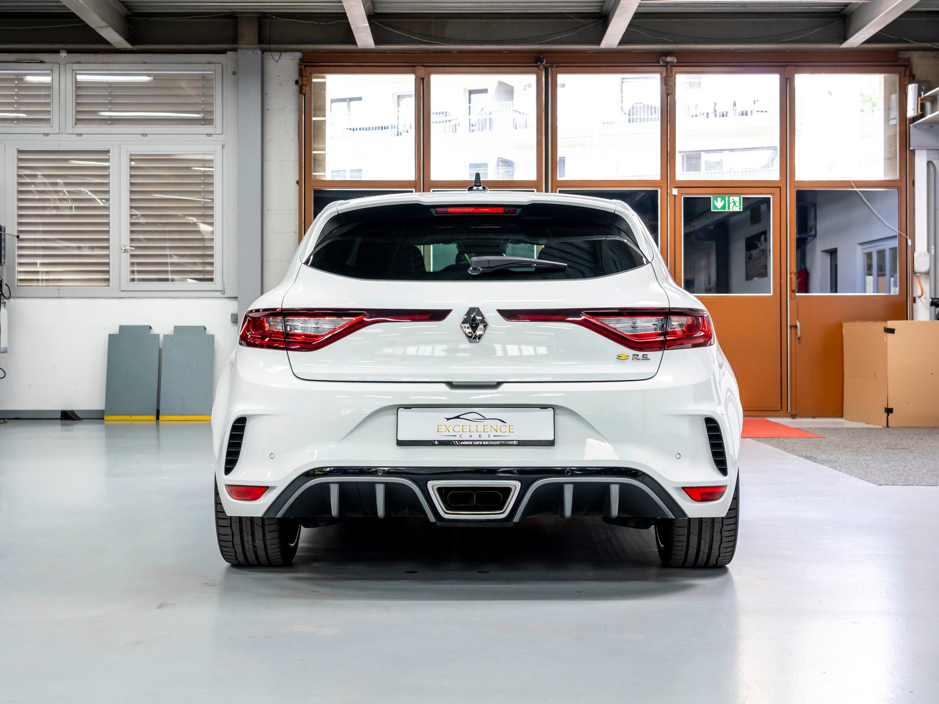 RENAULT Mégane RS Trophy 300-image-6