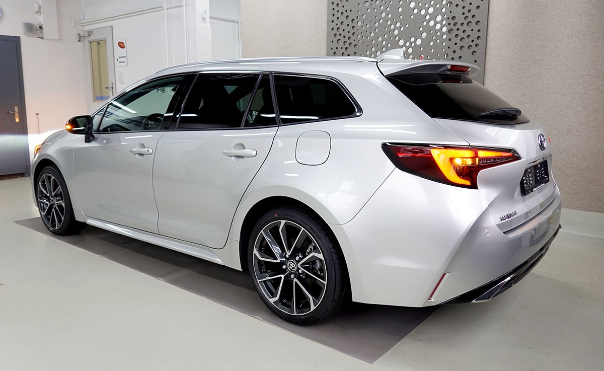 TOYOTA Corolla Touring Sports 2.0 HSD Premium e-CVT, VOLLEDER-showroom-element-2