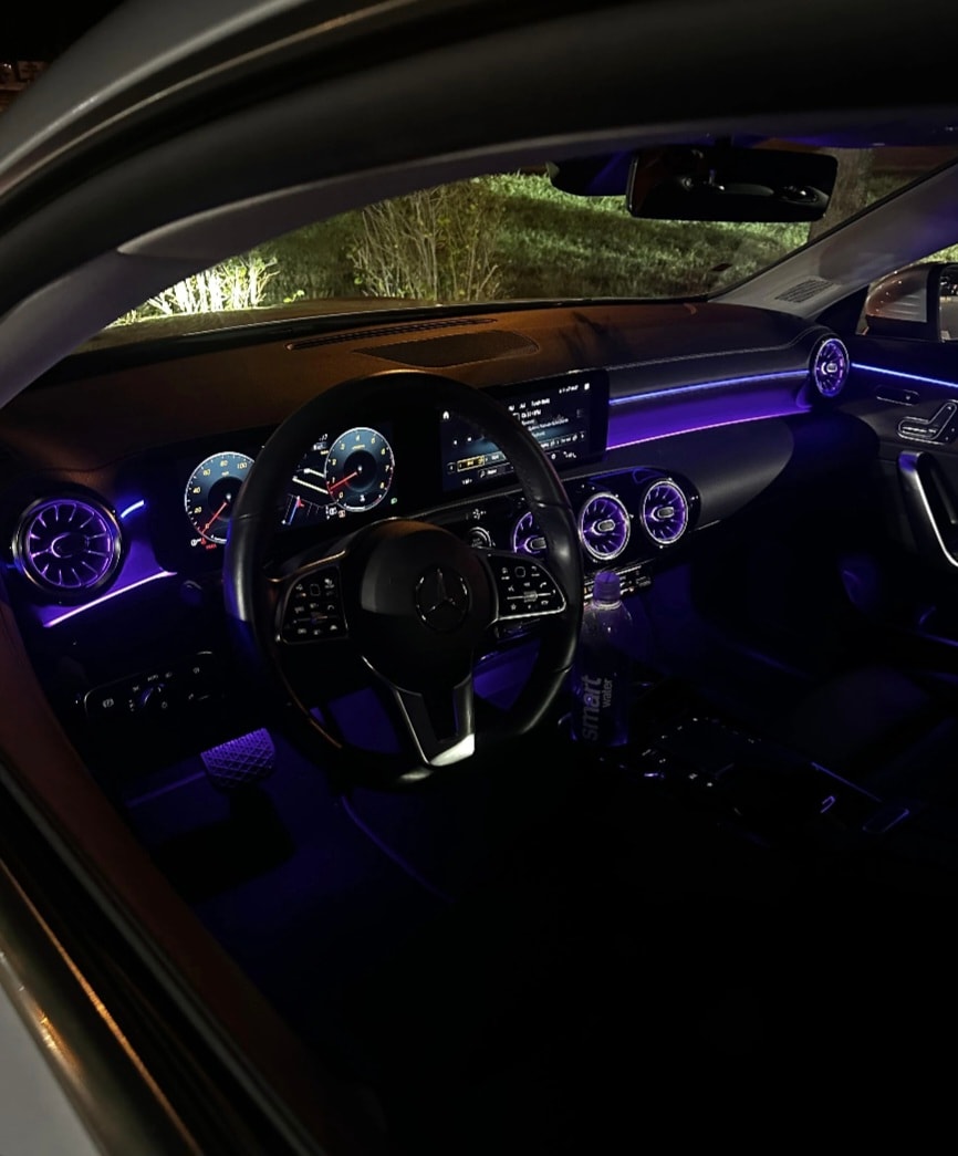 MERCEDES-BENZ CLA 250 Swiss Star AMG Line 4matic-image-1