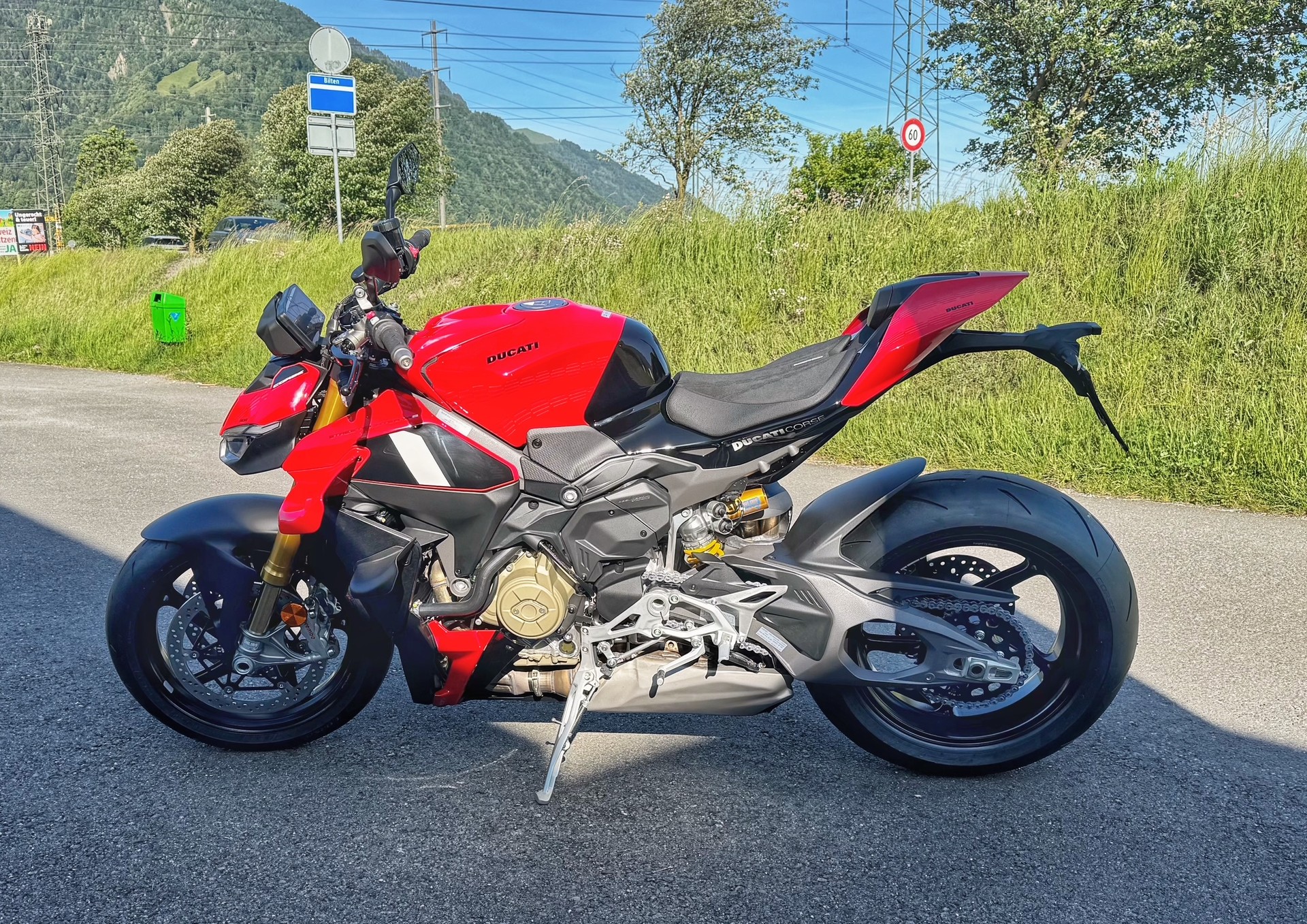 DUCATI Streetfighter V4 S Corse-image-1