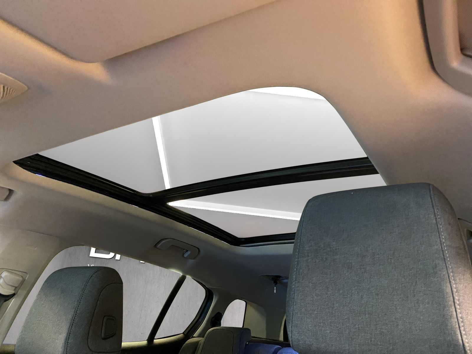 CITROEN C5 Aircross 2.0 BlueHD Shine EAT8-image-14