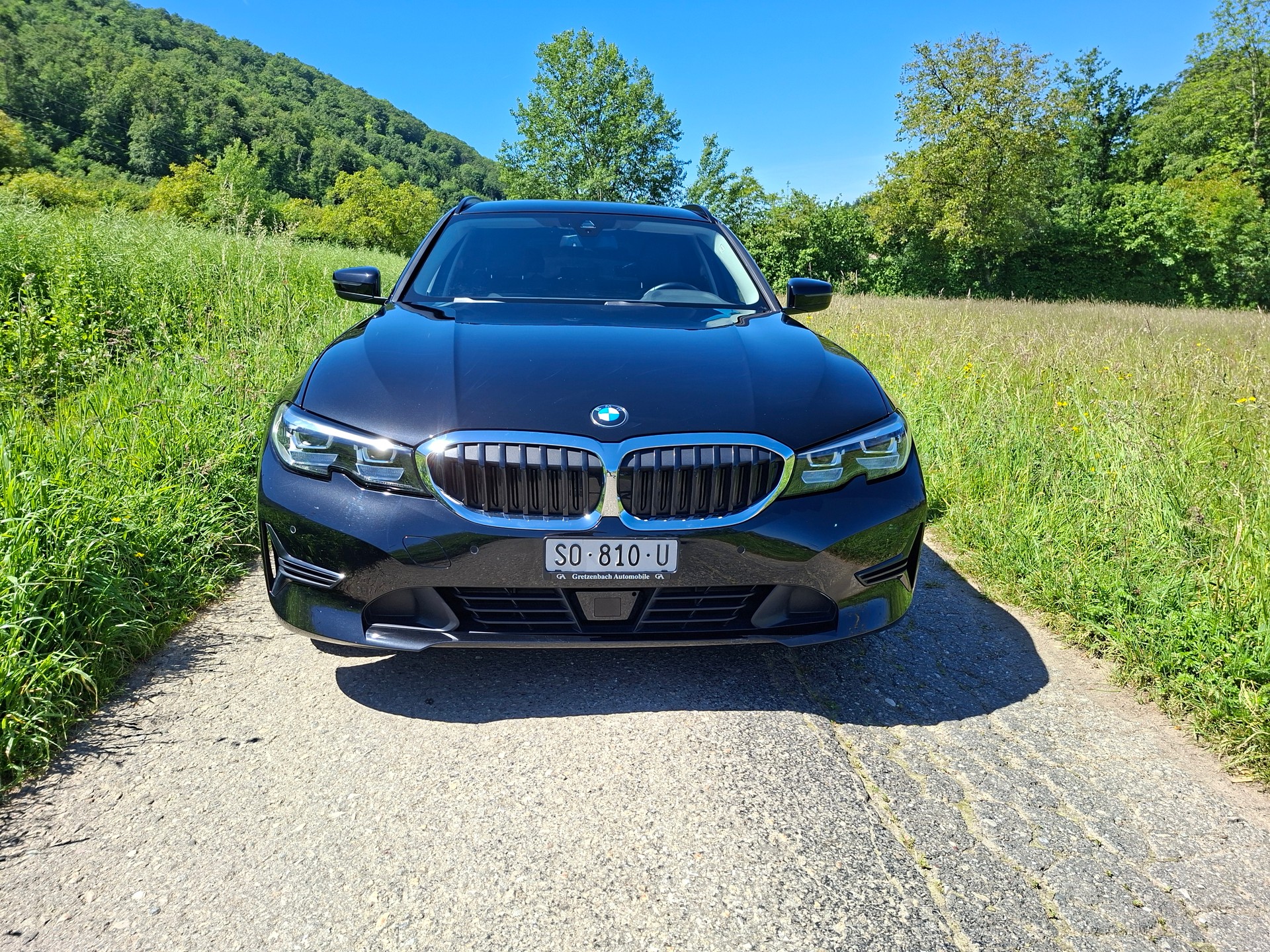 BMW 320d xDrive 48V Touring Steptronic-showroom-element-2