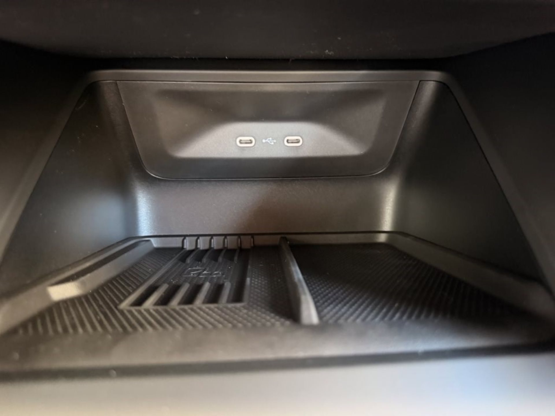 SKODA Elroq RS LOUNGE 4X4 *** ANHÄNGEKUPPLUNG - WÄRMEPUMPE & MAXX AUSSTATTUNGSPAKET ***-image-22