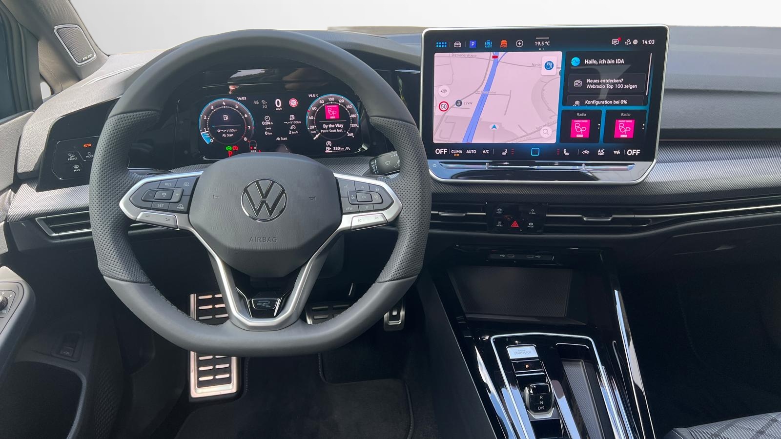 VW Golf Variant R-Line 2.0 TSI 204PS 4Motion-image-5
