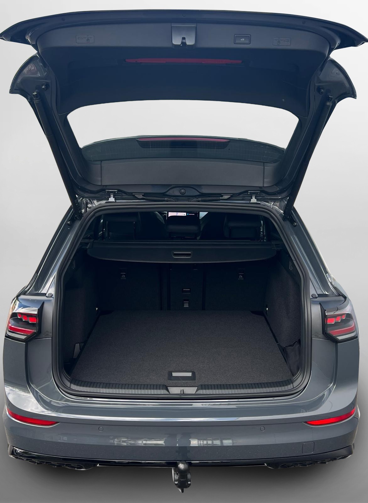 VW Golf Variant R-Line 2.0 TSI 204PS 4Motion-image-9