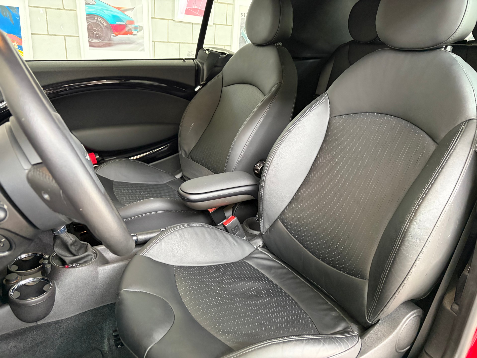 MINI Cooper Cabriolet Steptronic-image-6