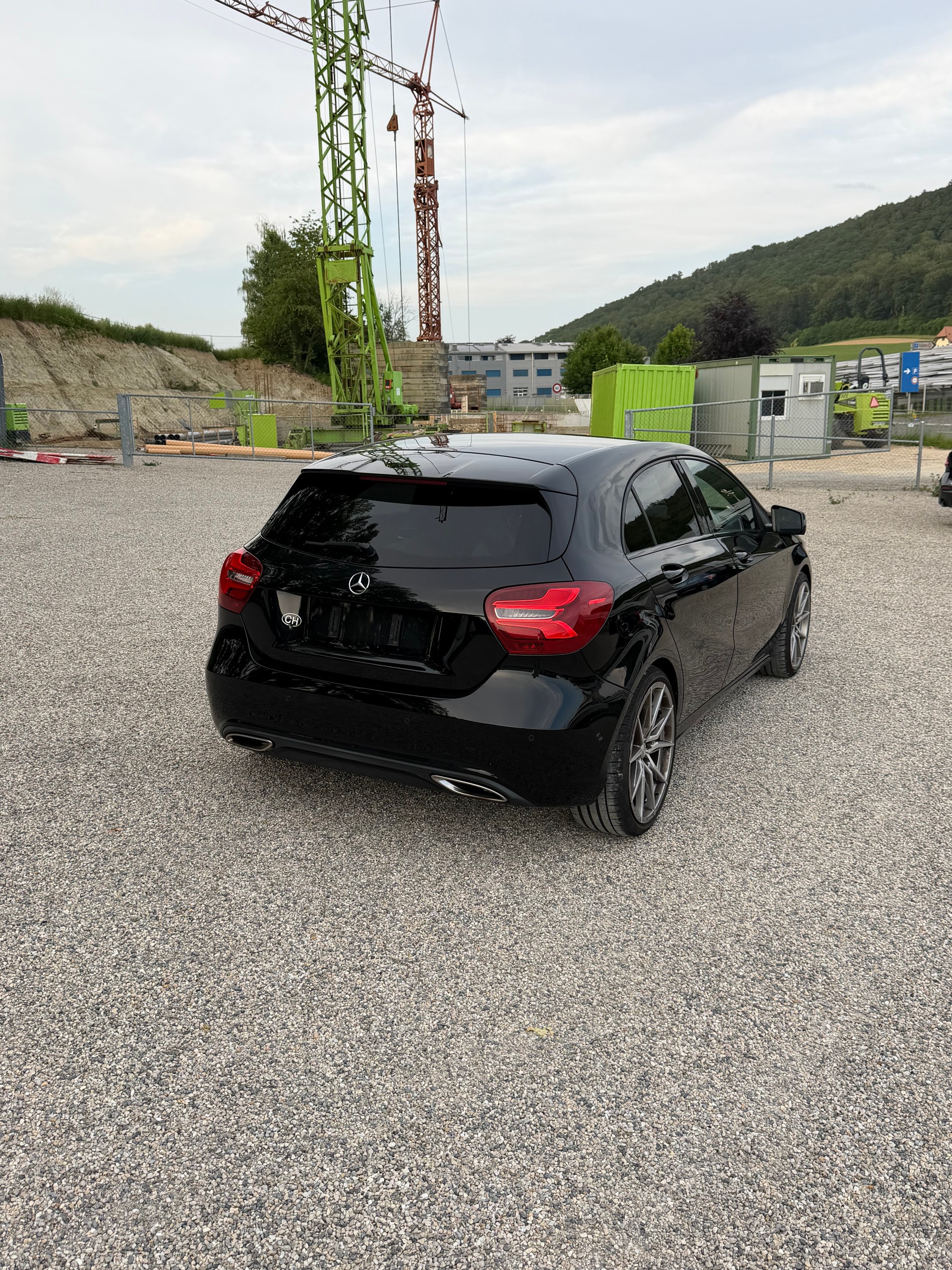 MERCEDES-BENZ A 200 Urban 7G-DCT-image-5