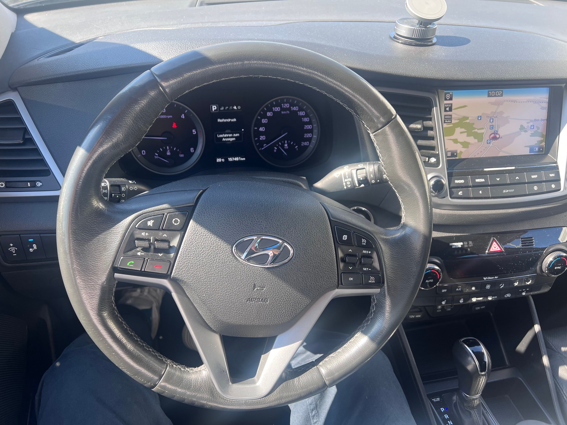 HYUNDAI Tucson 2.0 CRDI Vertex 4WD Automatic-image-12