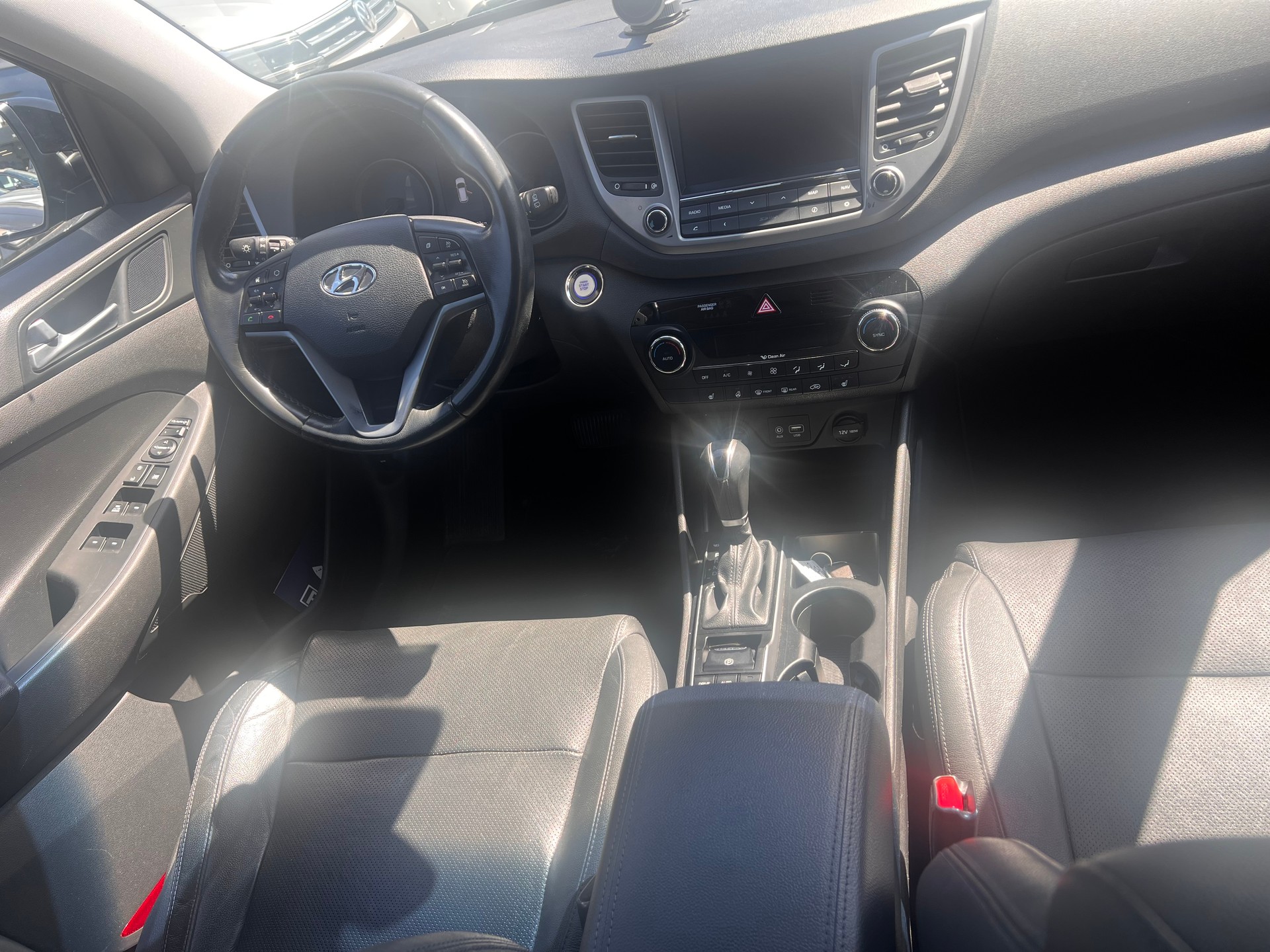 HYUNDAI Tucson 2.0 CRDI Vertex 4WD Automatic-image-8