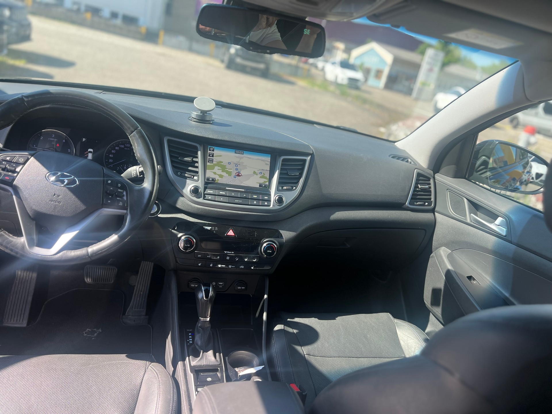 HYUNDAI Tucson 2.0 CRDI Vertex 4WD Automatic-image-7