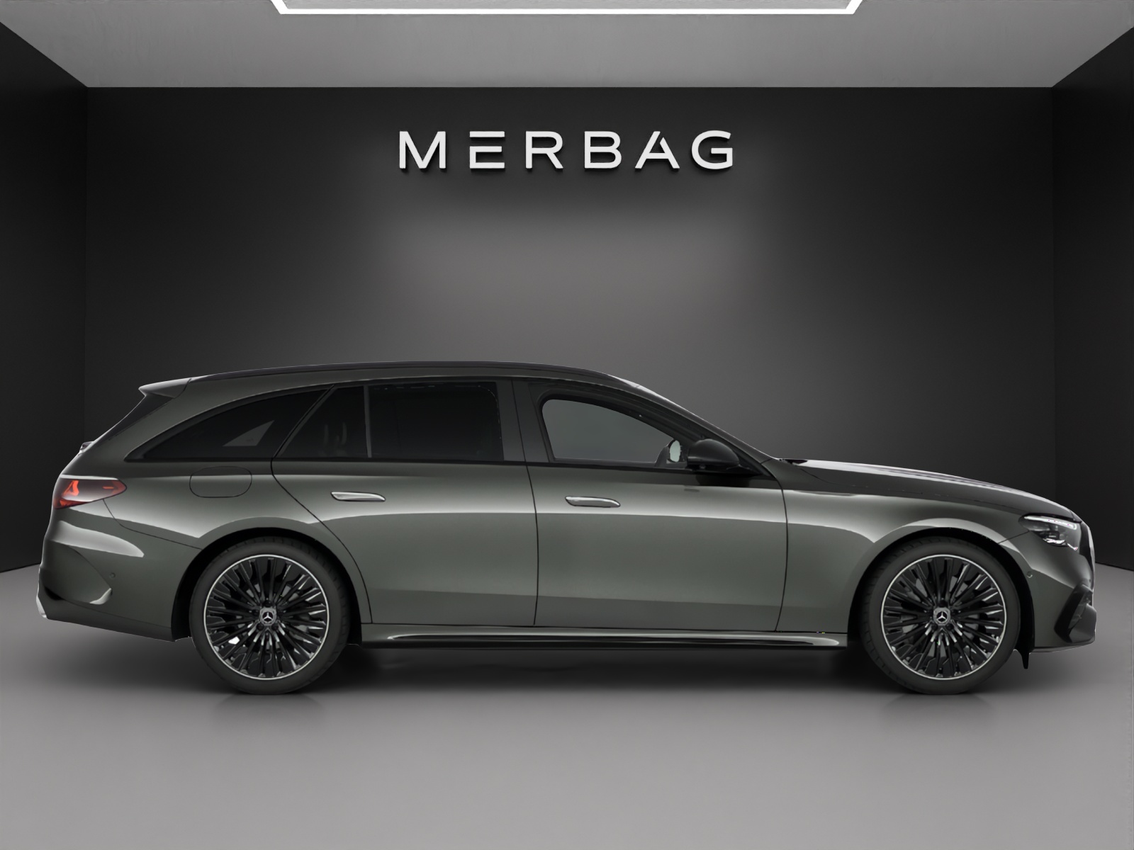 MERCEDES-BENZ E 220 d T 4Matic 9G-Tronic-image-1