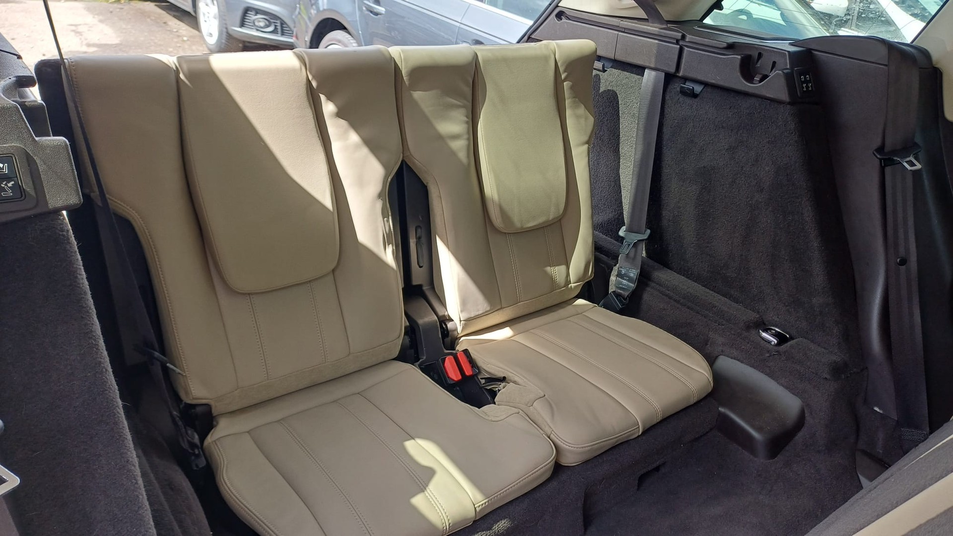 LAND ROVER Range Rover Sport 3.0 V6 SC HSE Dynamic 7 Plätze Automatic-image-6