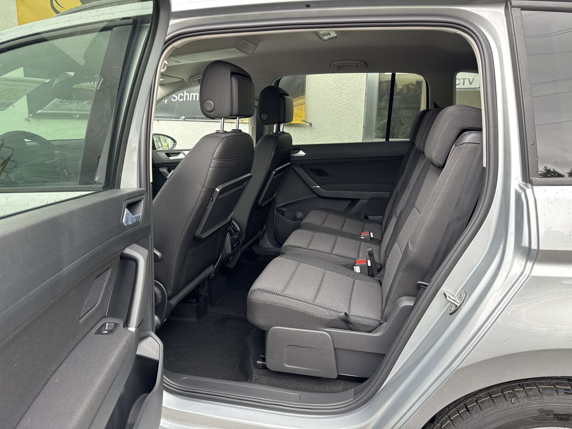 VW Touran 1.5 TSi EVO Comfortline Edition DSG-Automat 7-Plätzer-image-7