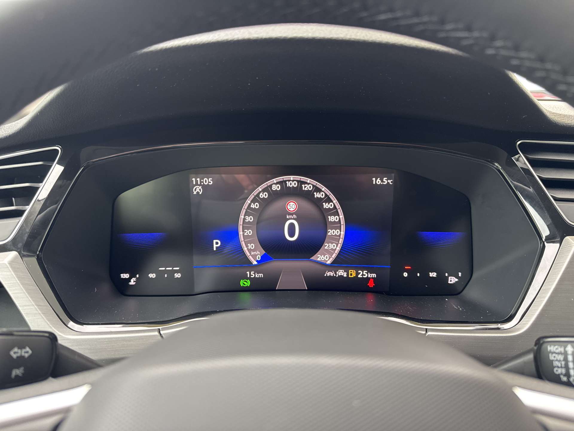 VW Touran 1.5 TSi EVO Comfortline Edition DSG-Automat 7-Plätzer-image-11