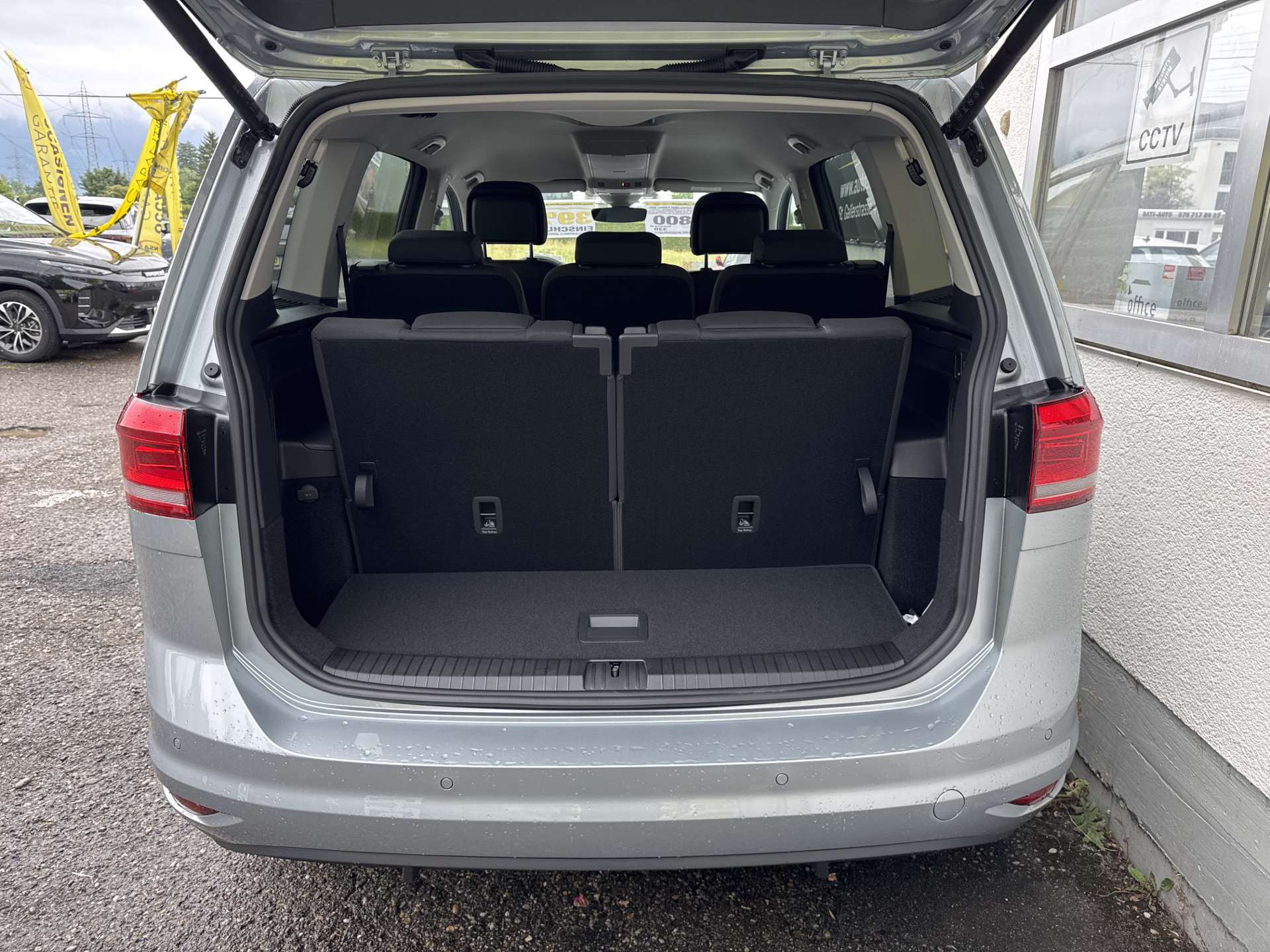 VW Touran 1.5 TSi EVO Comfortline Edition DSG-Automat 7-Plätzer-image-8