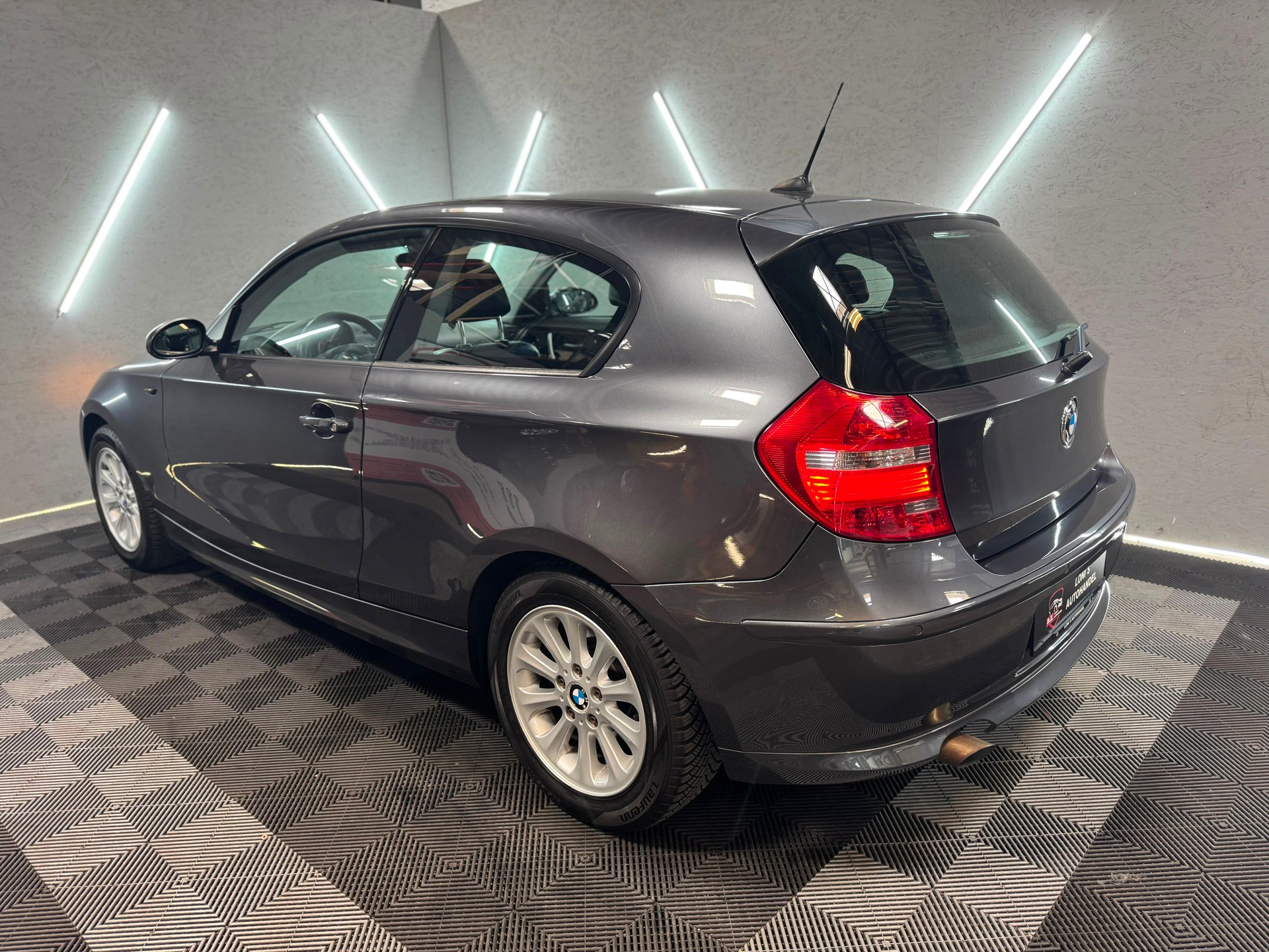 BMW 118d-image-5