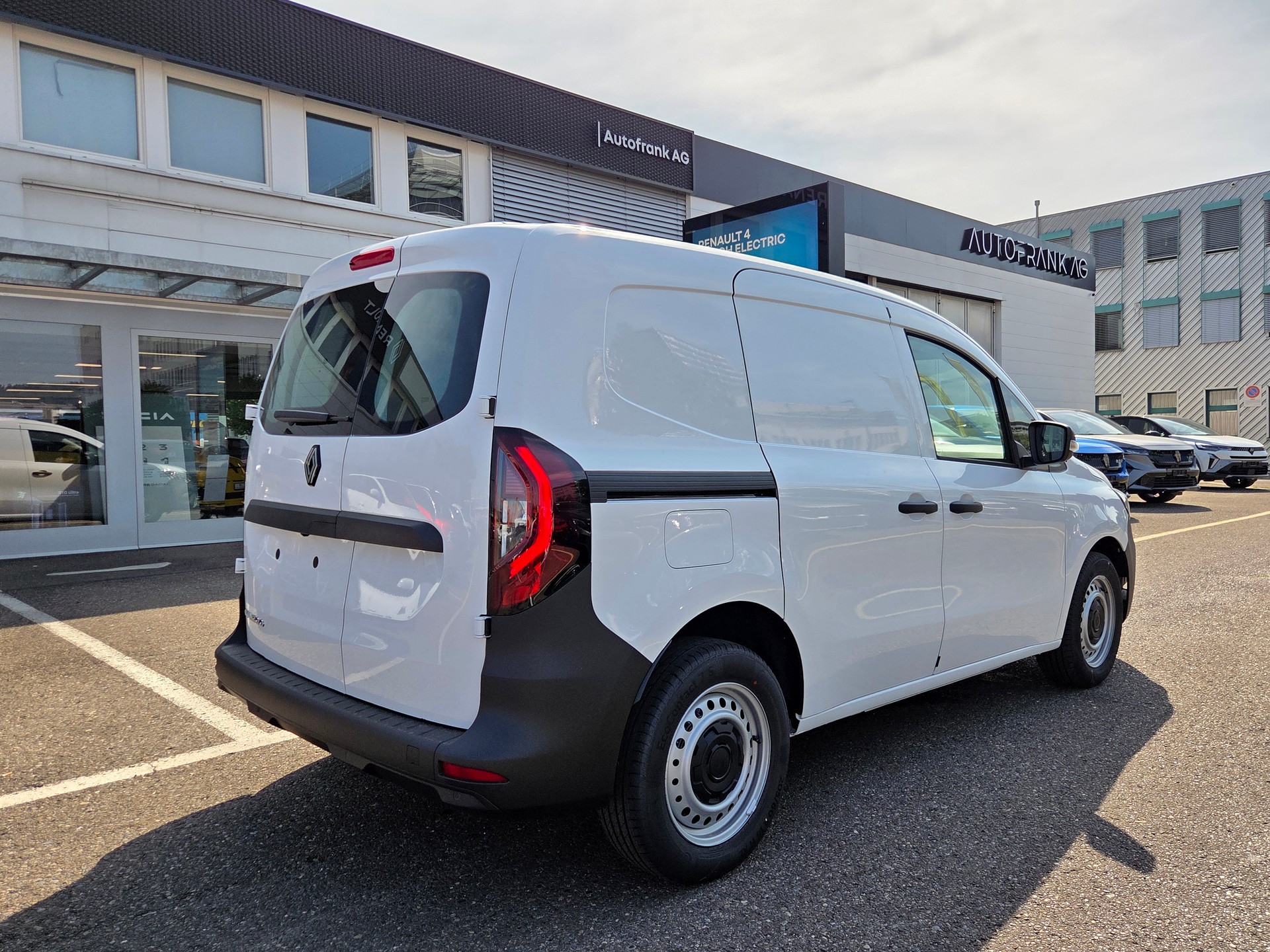 RENAULT Kangoo Van 1.3 TCe 130 Extra-showroom-element-2