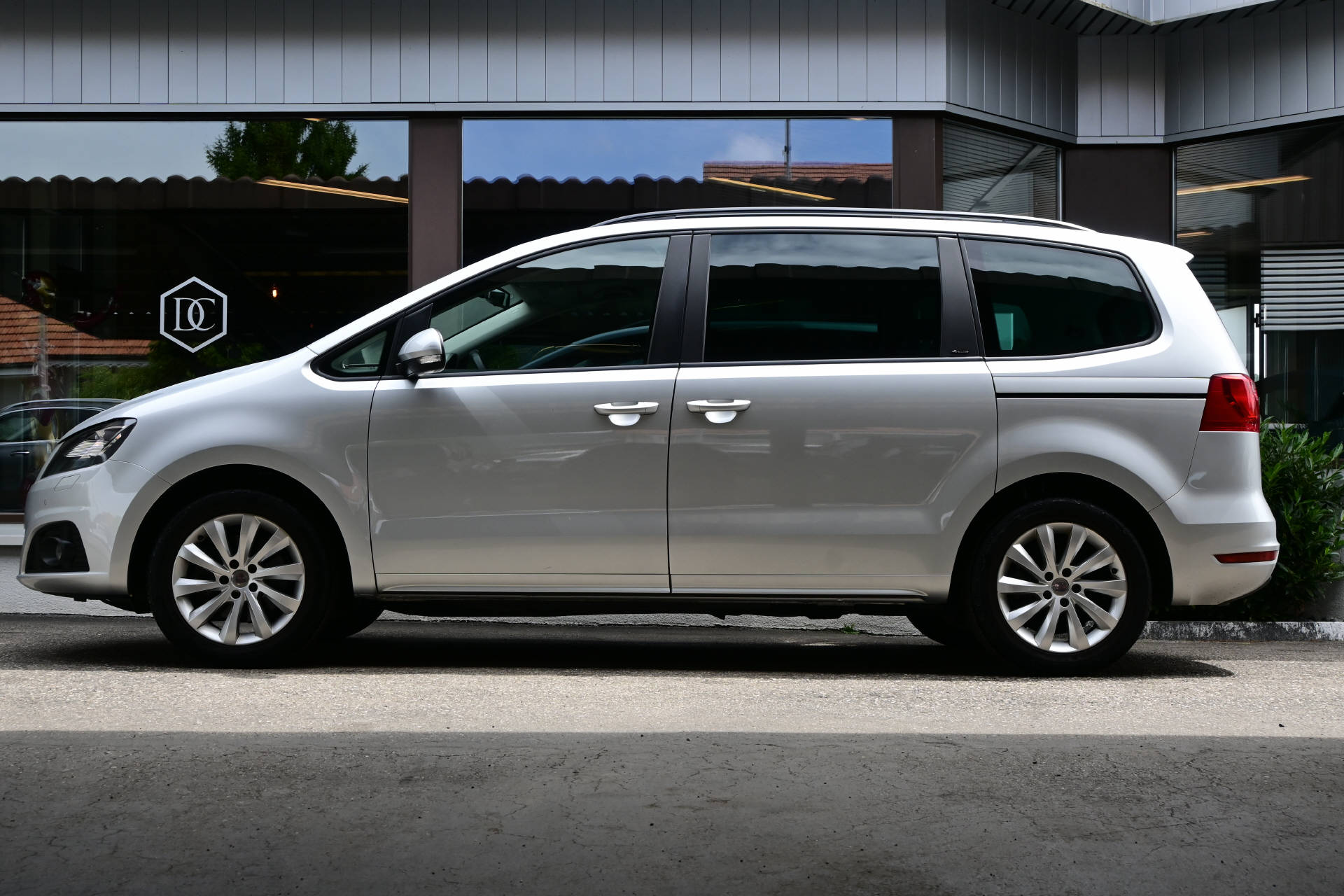 SEAT Alhambra 2.0 TDI Reference DSG*7Plätzer*integrierte Kindersitze*Anhängerkupplung*-showroom-element-3