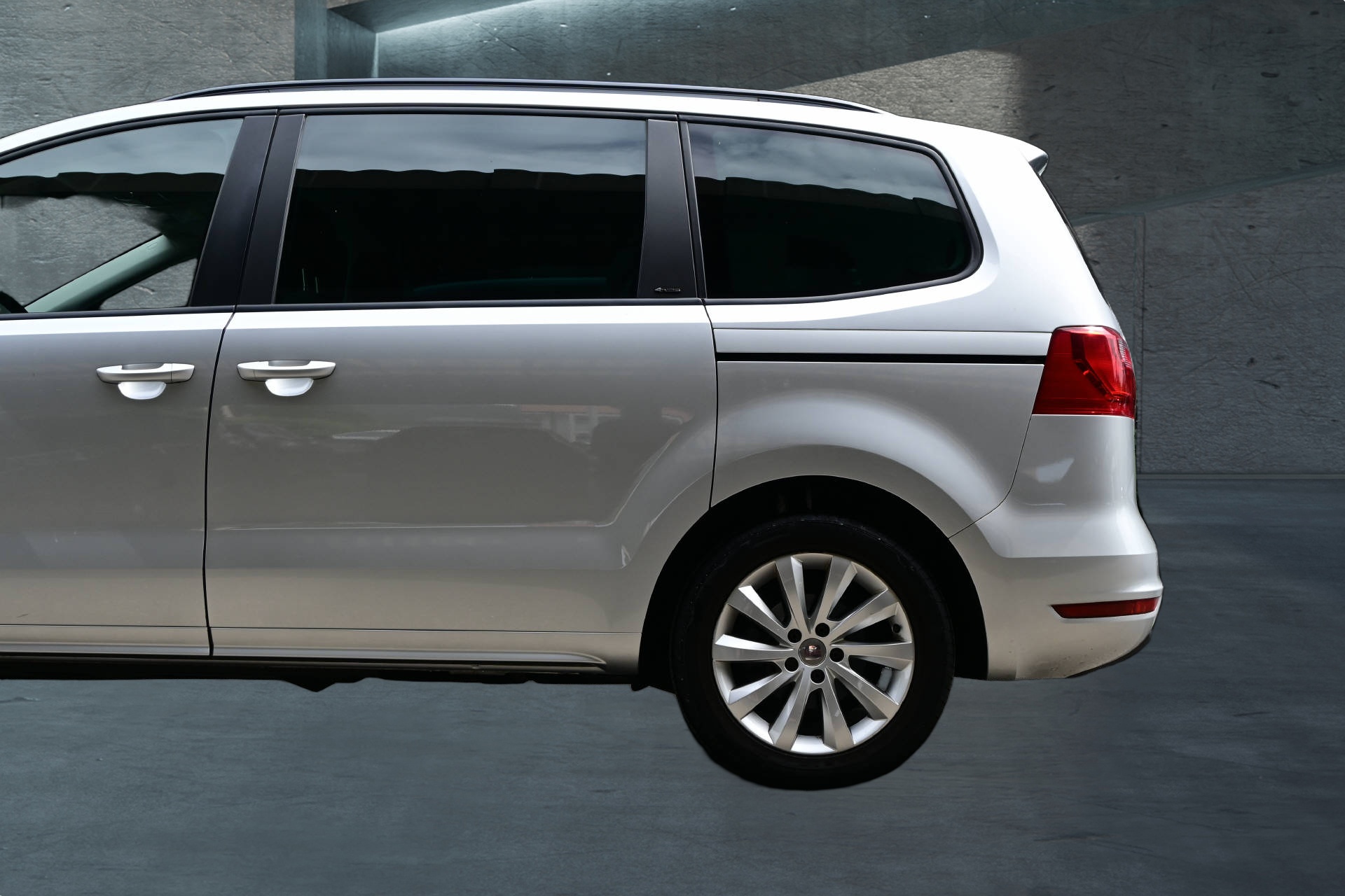 SEAT Alhambra 2.0 TDI Reference DSG*7Plätzer*integrierte Kindersitze*Anhängerkupplung*-image-4