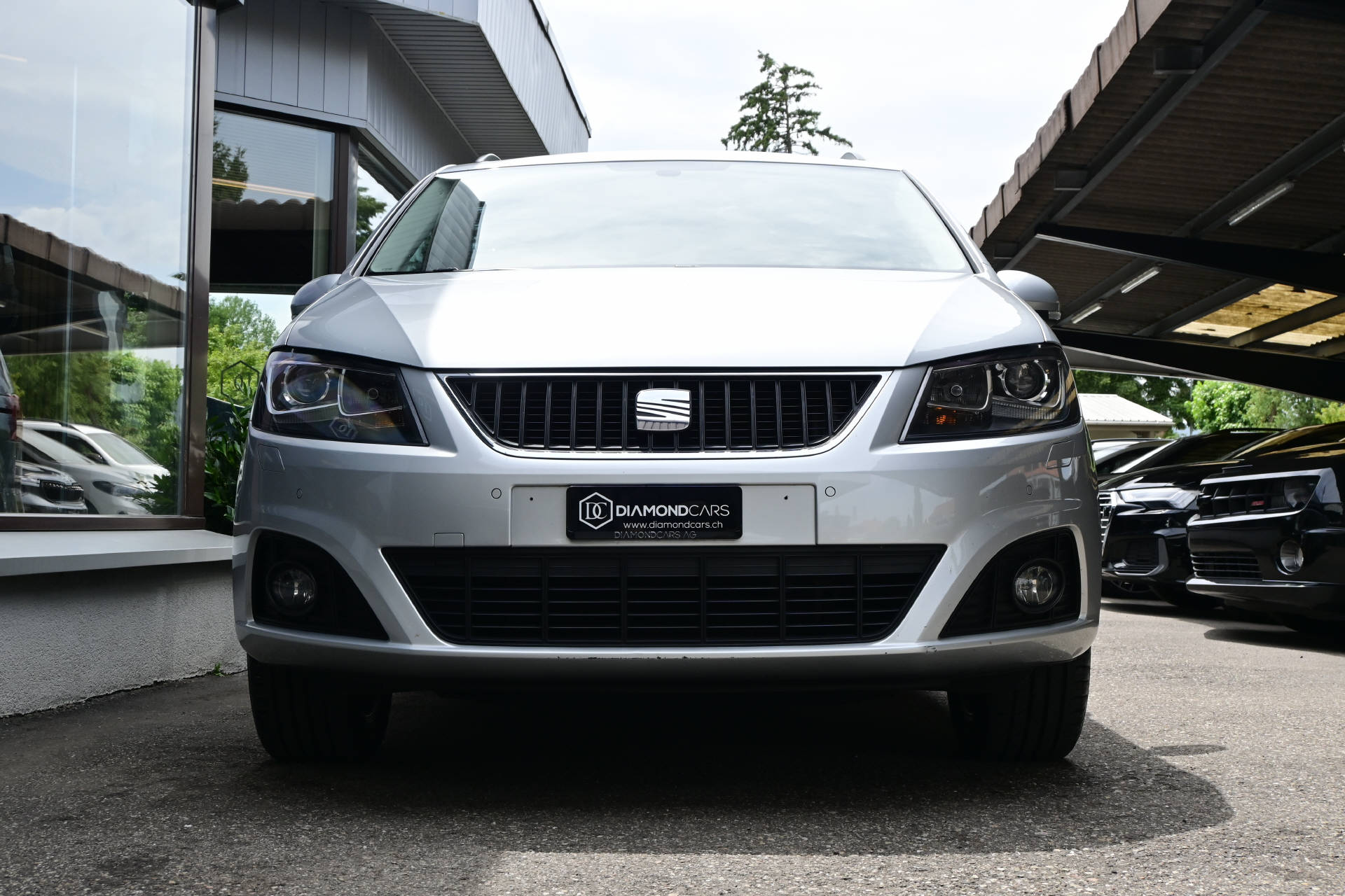SEAT Alhambra 2.0 TDI Reference DSG*7Plätzer*integrierte Kindersitze*Anhängerkupplung*-showroom-element-1
