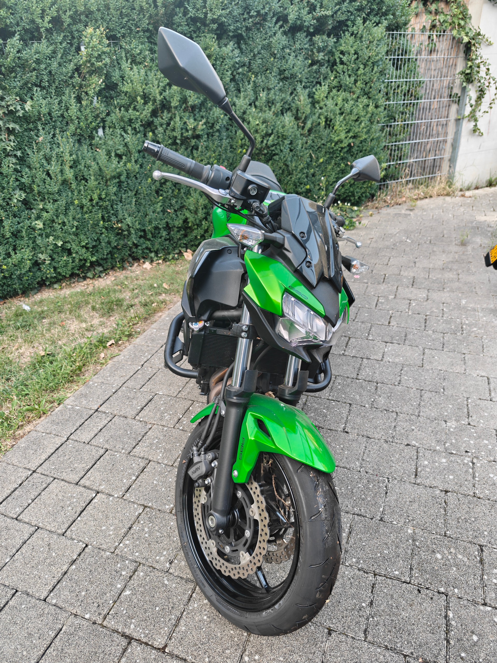 KAWASAKI Z 650-image-2