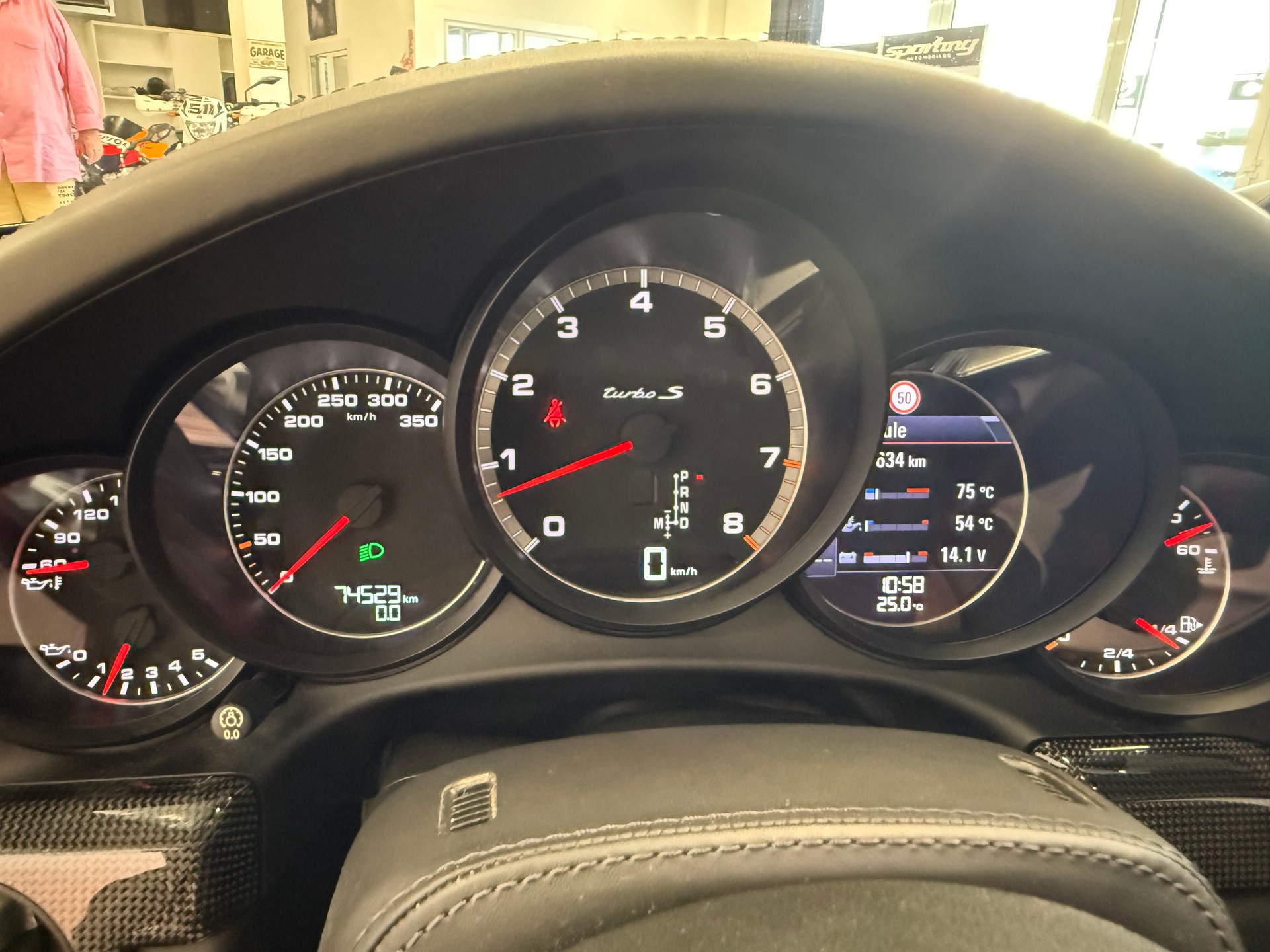 PORSCHE 911 Turbo S PDK Fulls Carbone-image-19