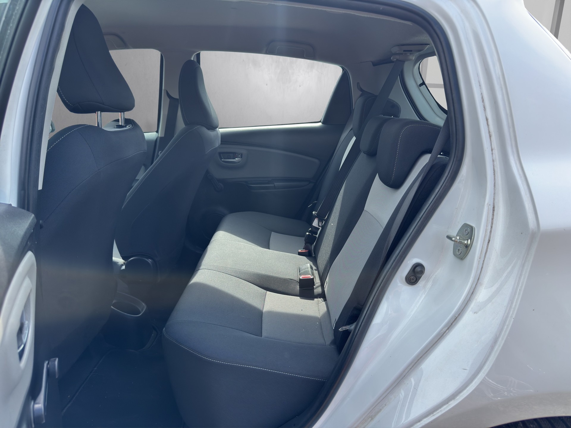 TOYOTA Yaris 1.5 Comfort-image-9