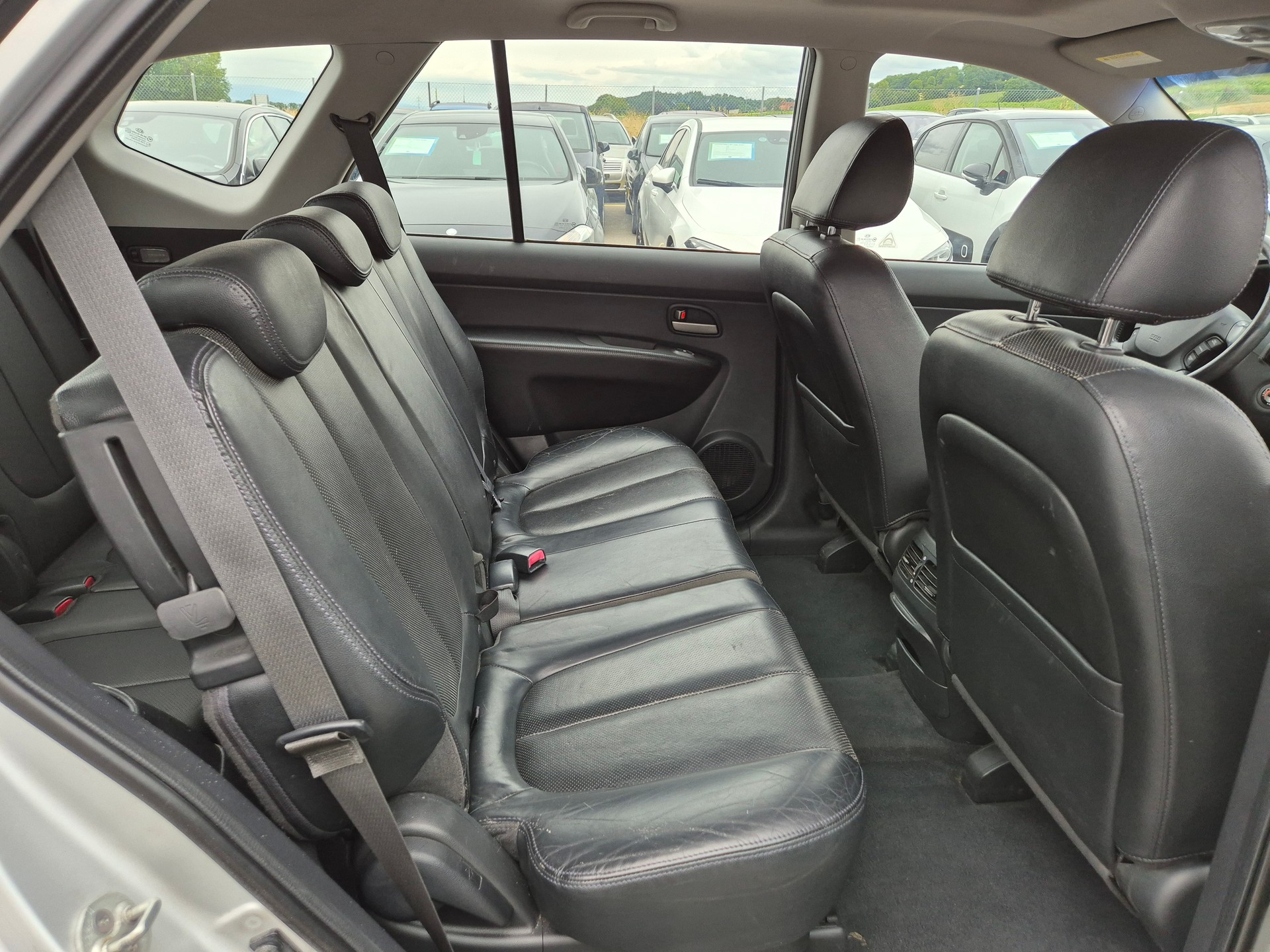 KIA 2.0 CRDi-image-3