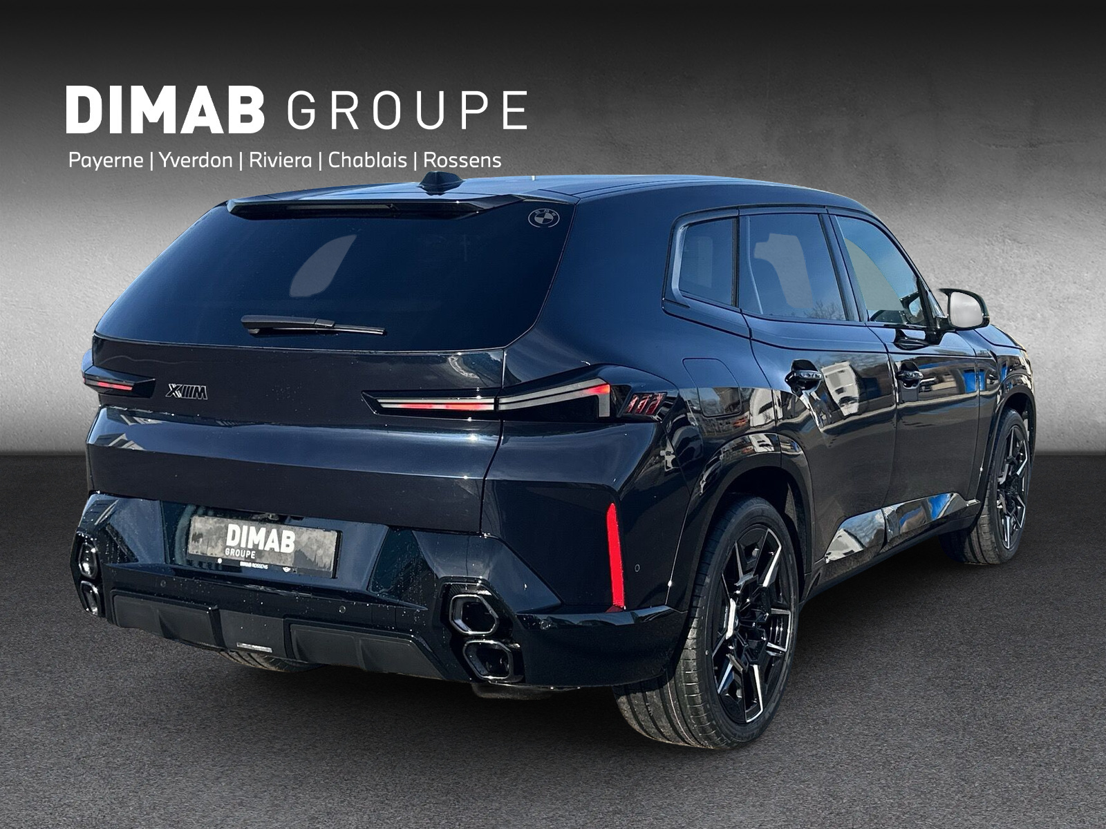 BMW XM xDrive 50e PHEV Steptronic-image-4