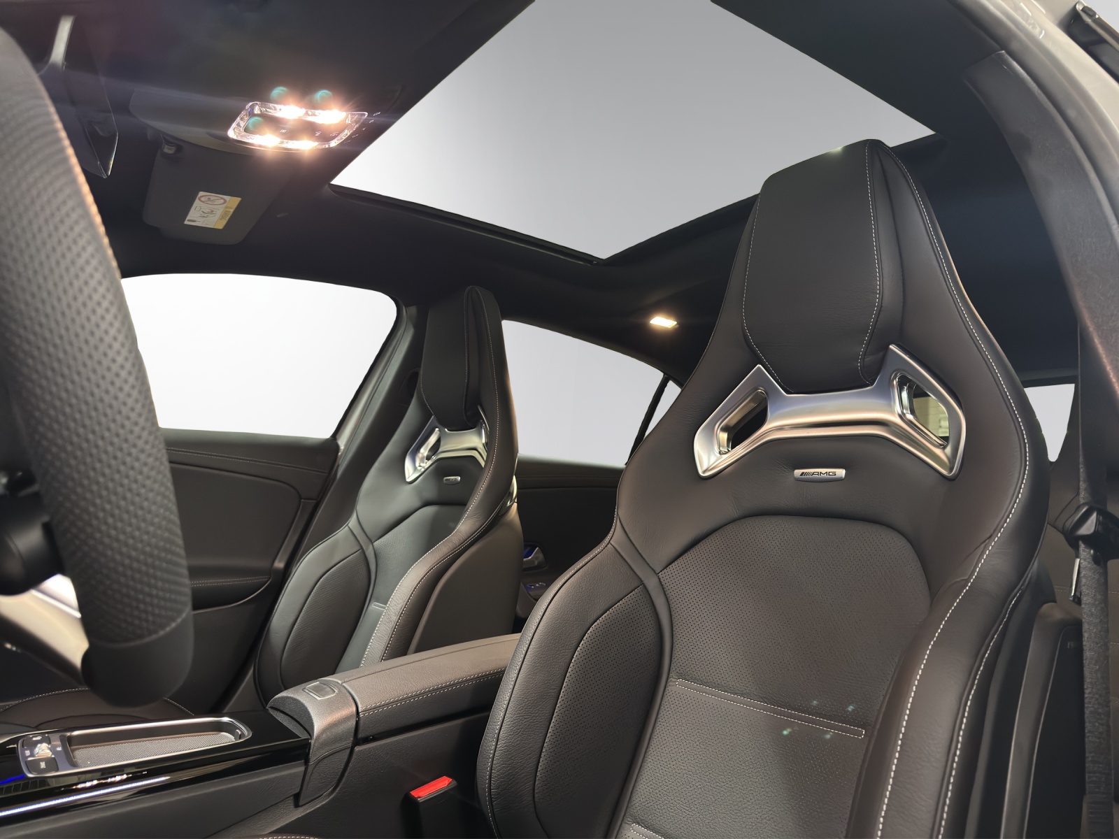 MERCEDES-BENZ A AMG 35 4Matic 8G-DCT-image-9